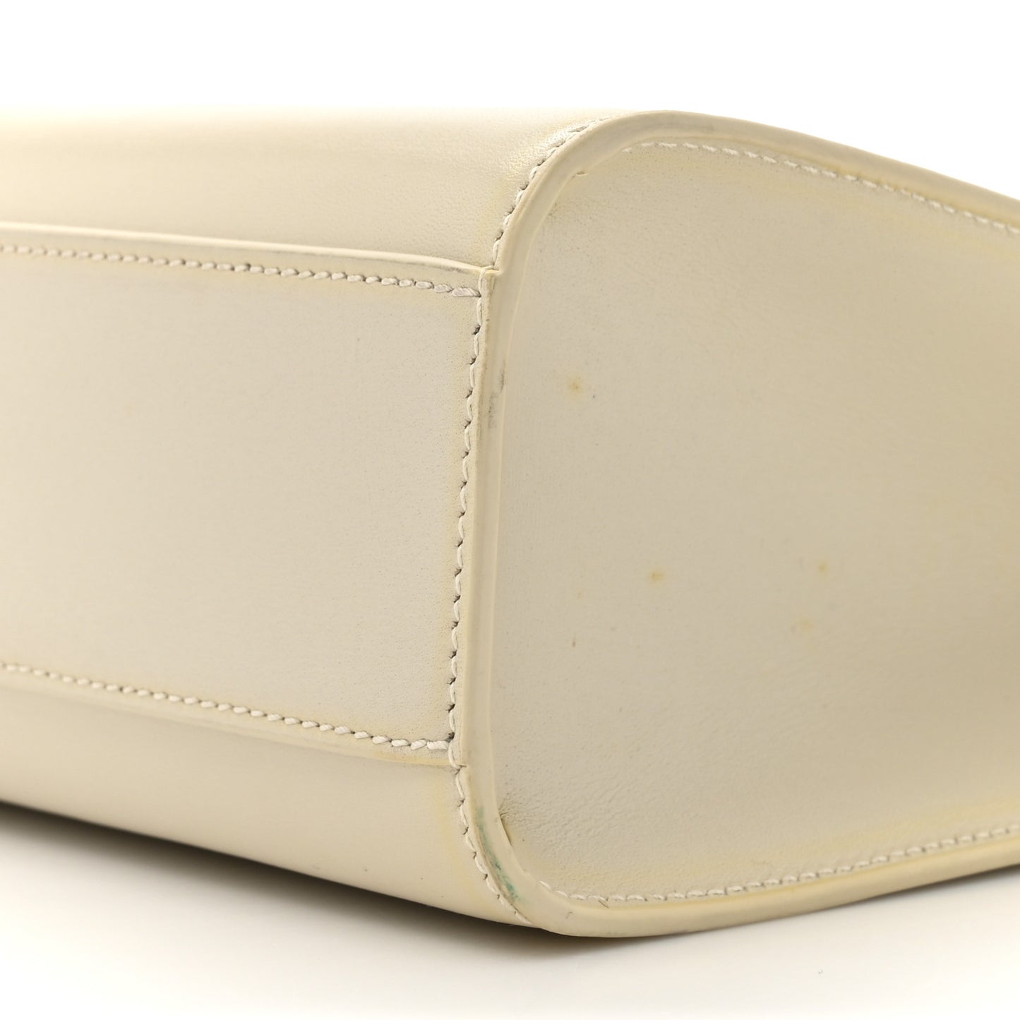 Smooth Calfskin Manhattan Shoulder Bag Crema Soft