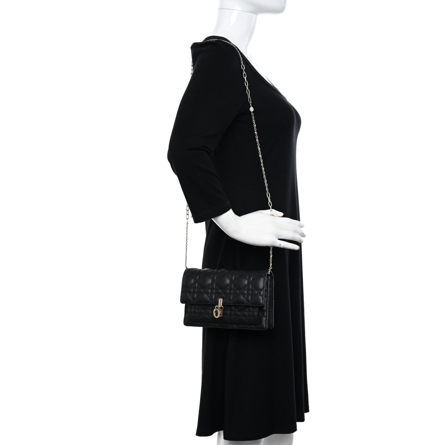 Lambskin Cannage Lady Dior Chain Pouch Black