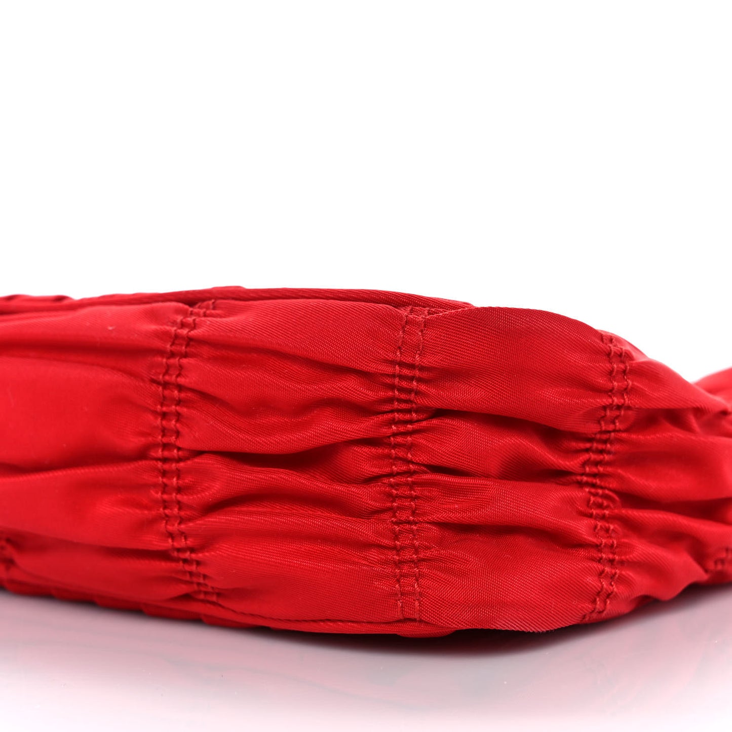Tessuto Nylon Gaufre Shoulder Bag Rosso