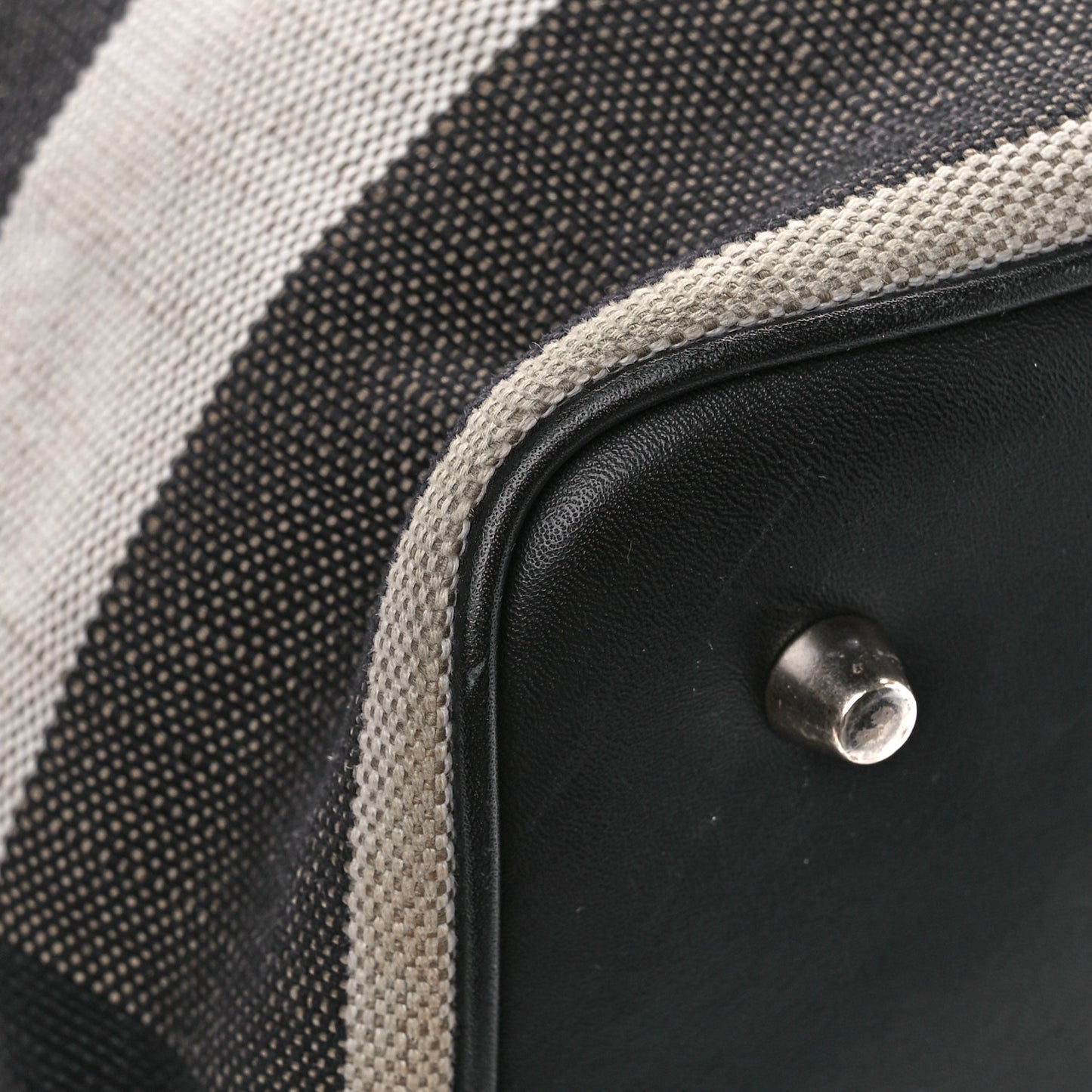 Canvas Mega Check Medium Ashby Hobo Black