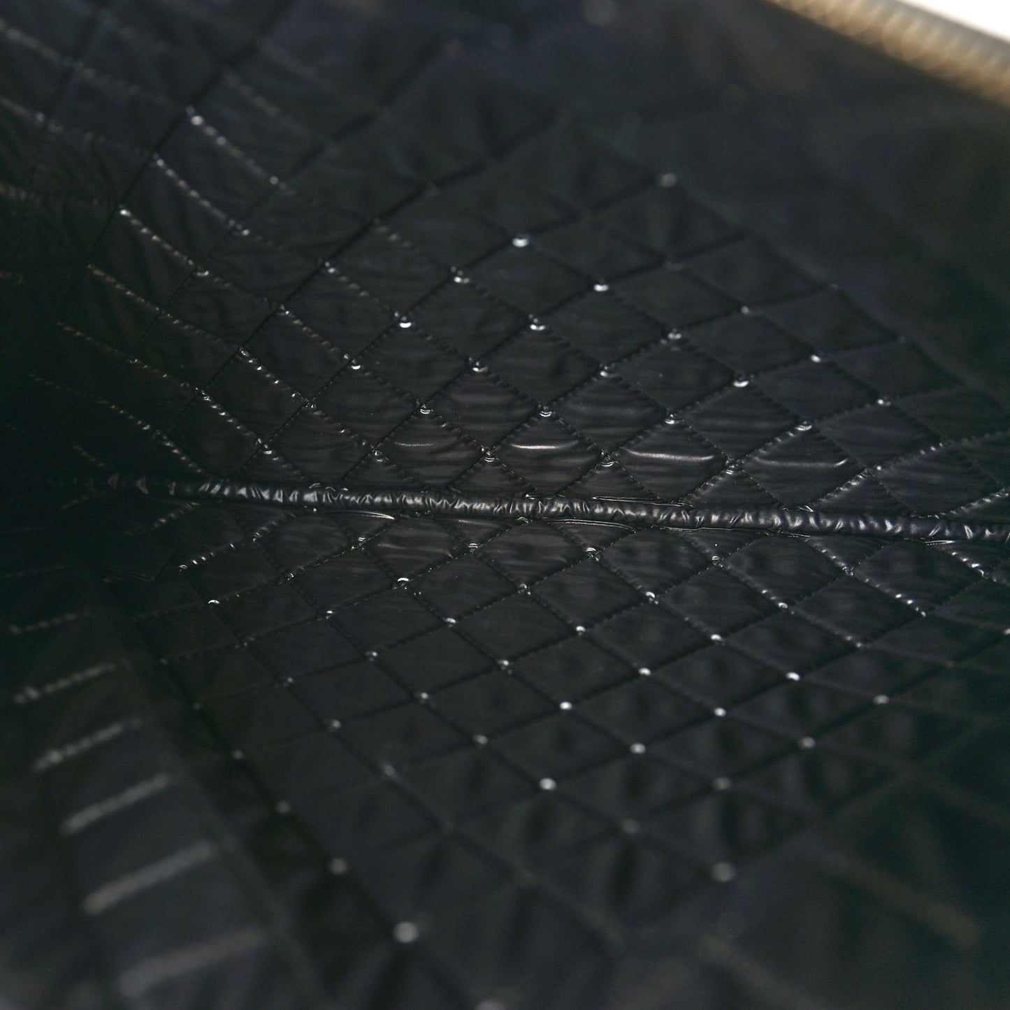Caviar Quilted Large Boy Cosmetic Case Black