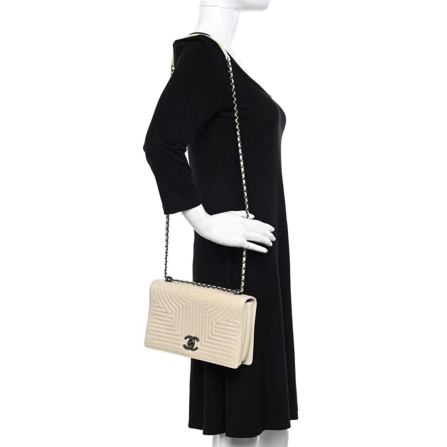 Chanel Calfskin Quilted Korean Garden Flap Off White 2 of 20