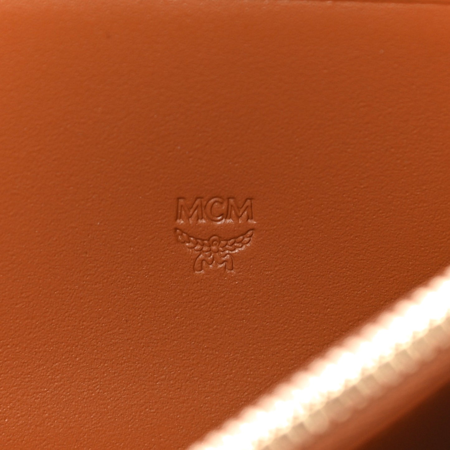 Visetos Large Zip Around Wallet Cognac