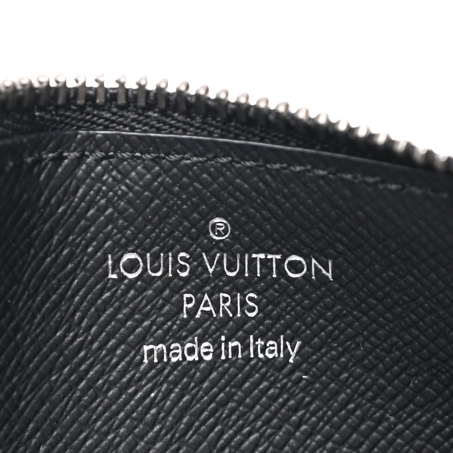 Reverse Monogram Eclipse Taiga Coin Card Holder