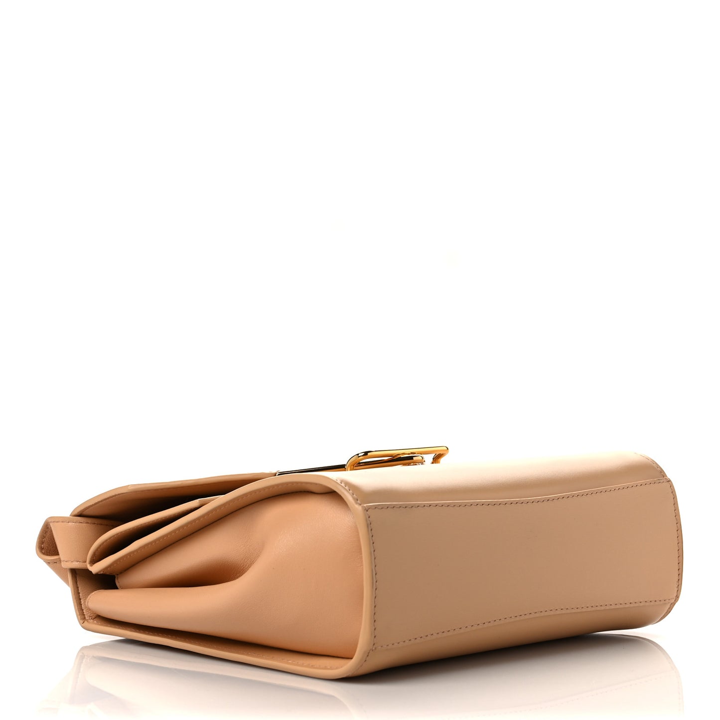 Box Calfskin Nappa Clip Bag Almond Gold