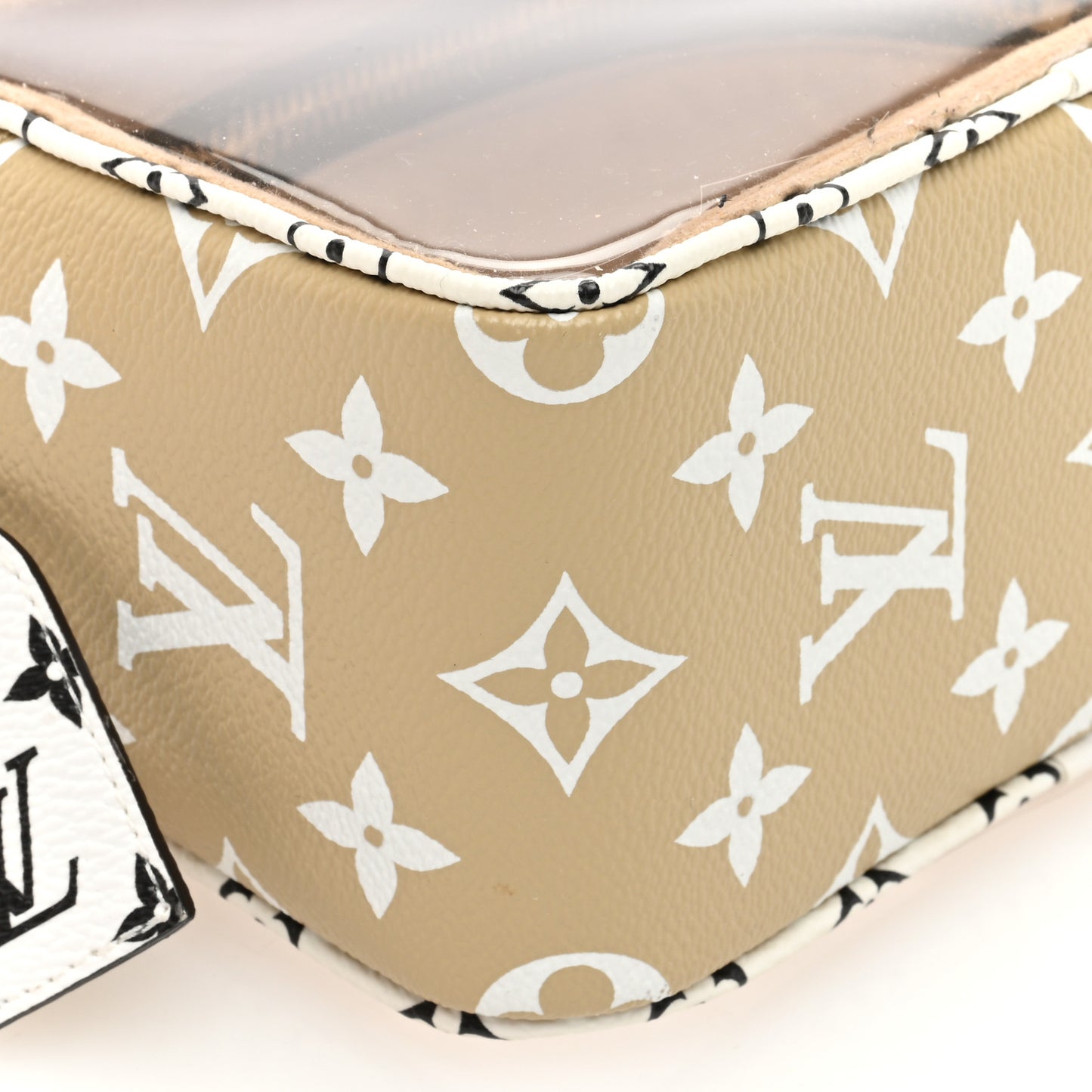 Monogram Giant Beach Pouch Kaki