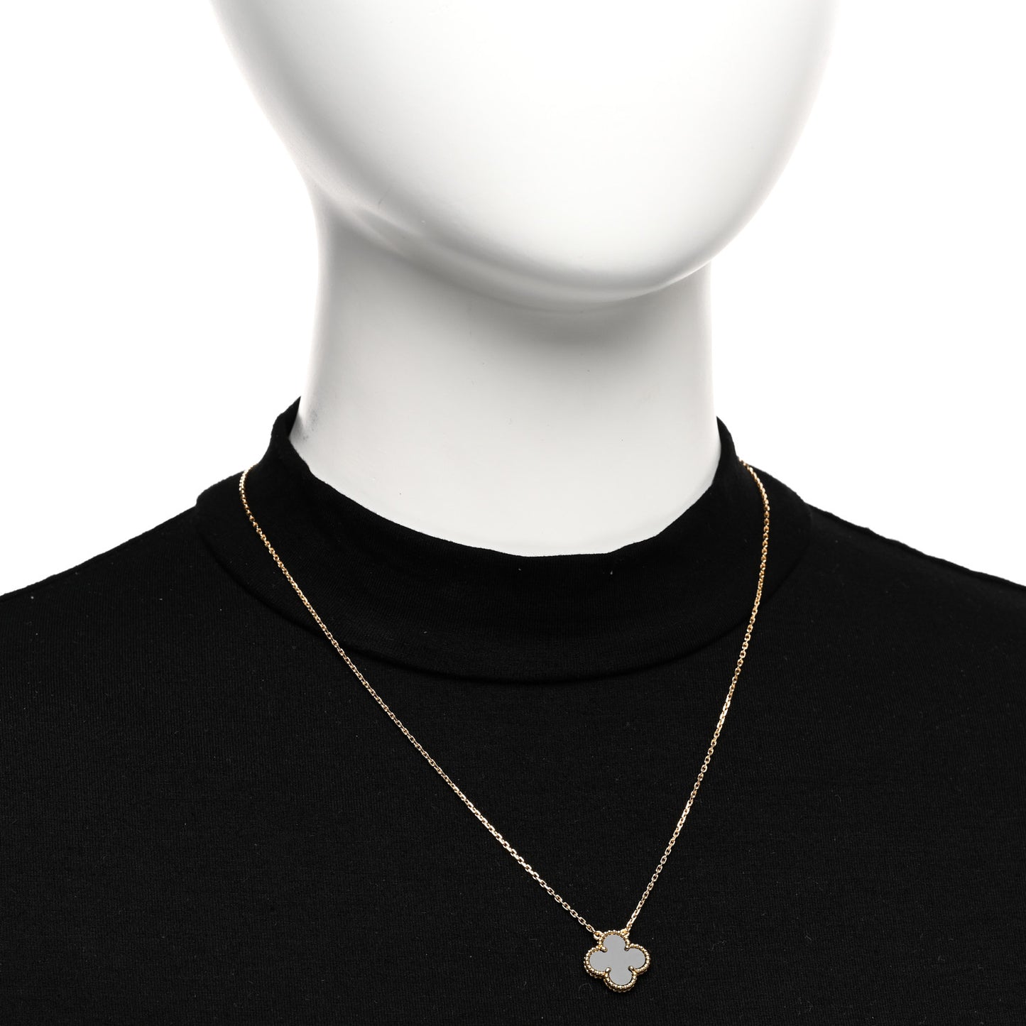 18K Yellow Gold Black Onyx Vintage Alhambra Pendant Necklace