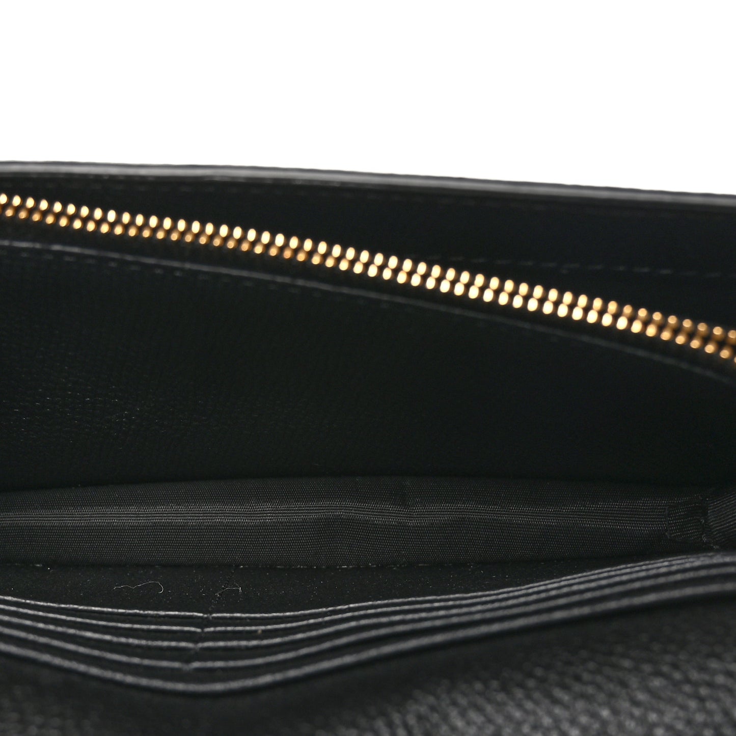 Grainy Calfskin Vlogo Wallet On Chain Black