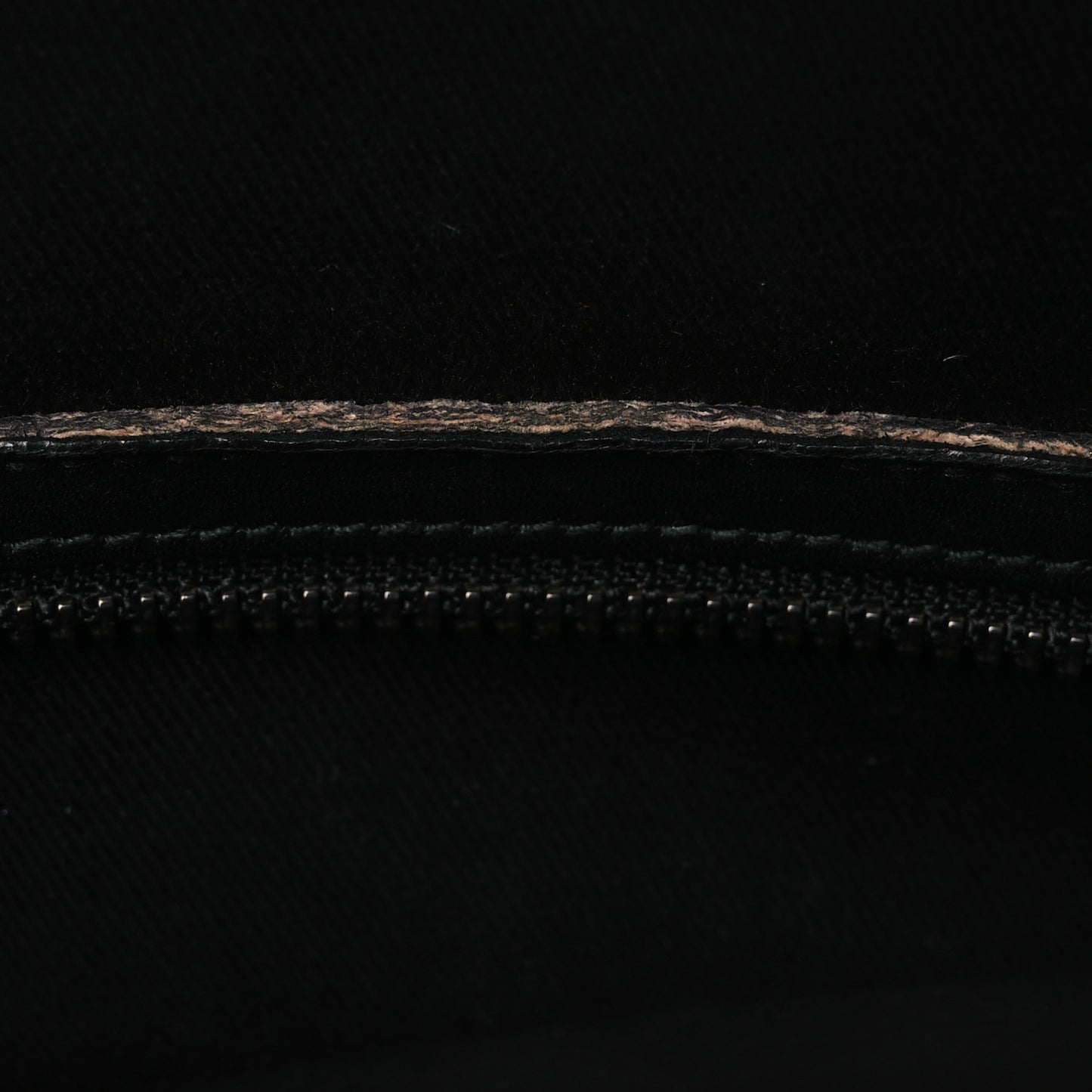 Shiny Lord Calfskin Small Antigona Black