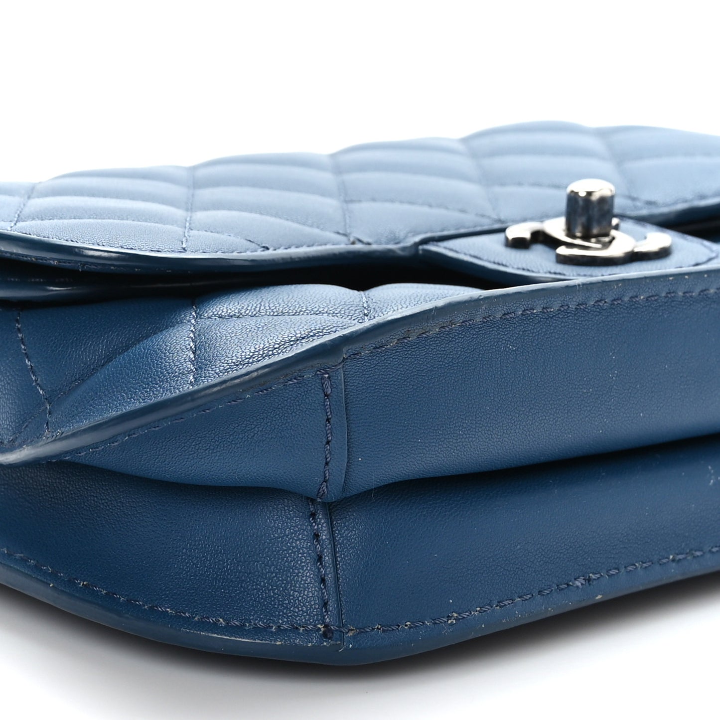 Lambskin Quilted Small Natural CC Flap Navy