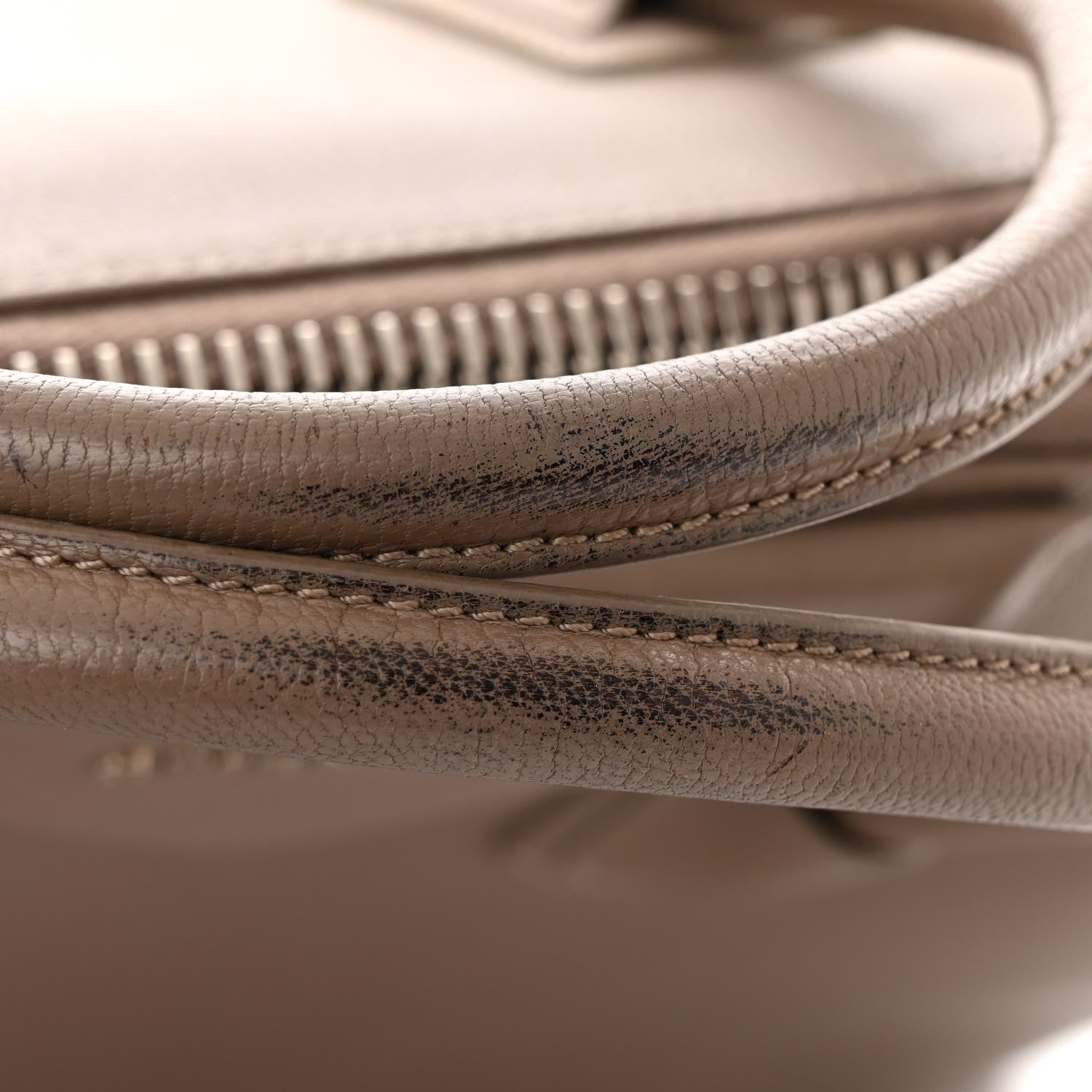 Givenchy Sugar Goatskin Medium Antigona Sand 13 of 16