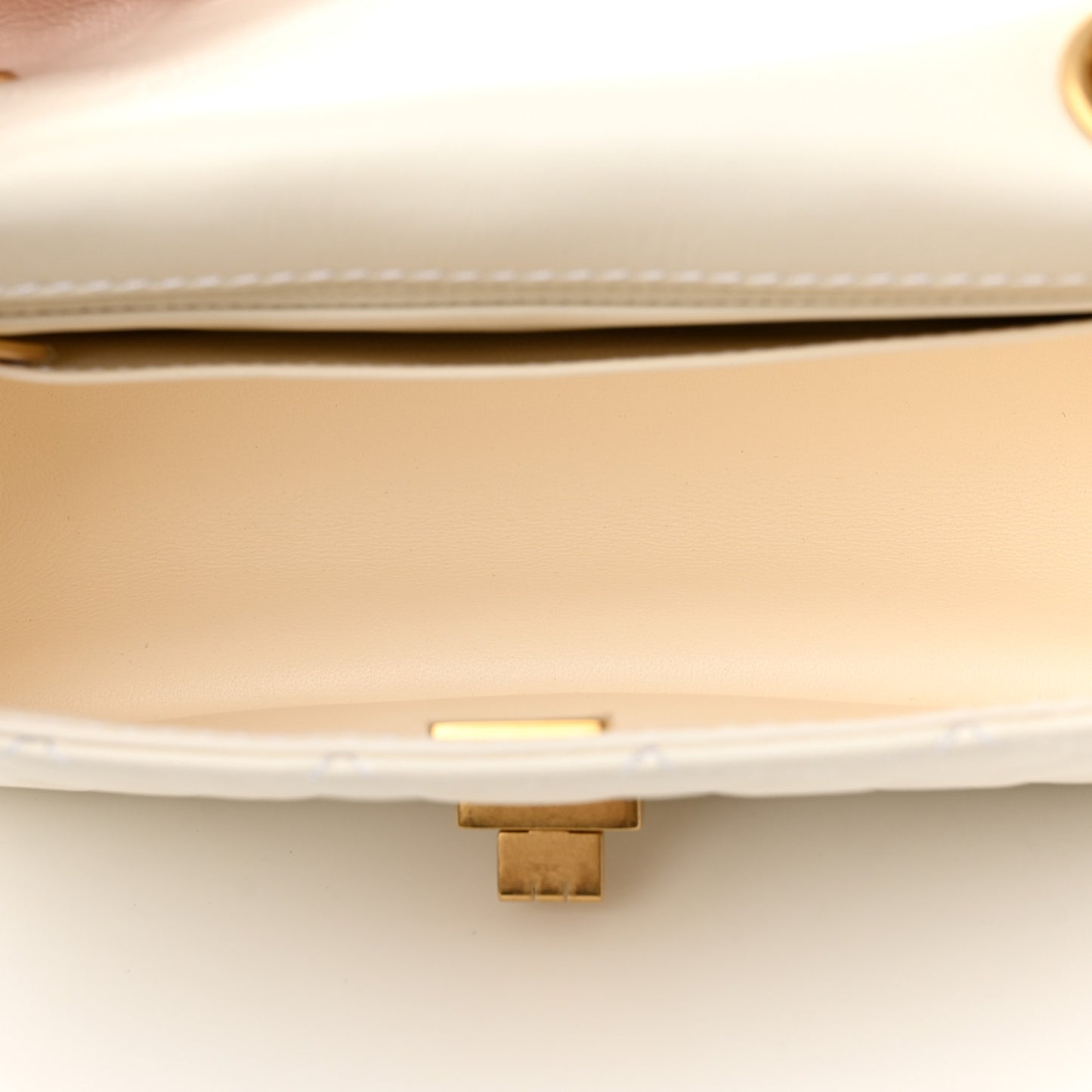 Aged Calfskin Quilted 2.55 Reissue Mini Flap White