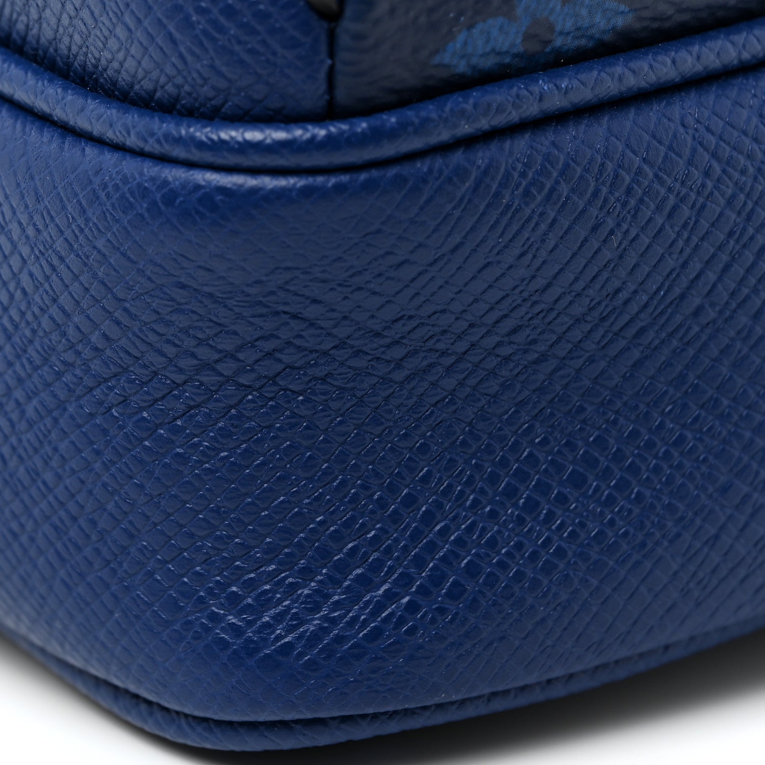 Louis Vuitton Taiga Monogram Outdoor Messenger Cobalt 13 of 13