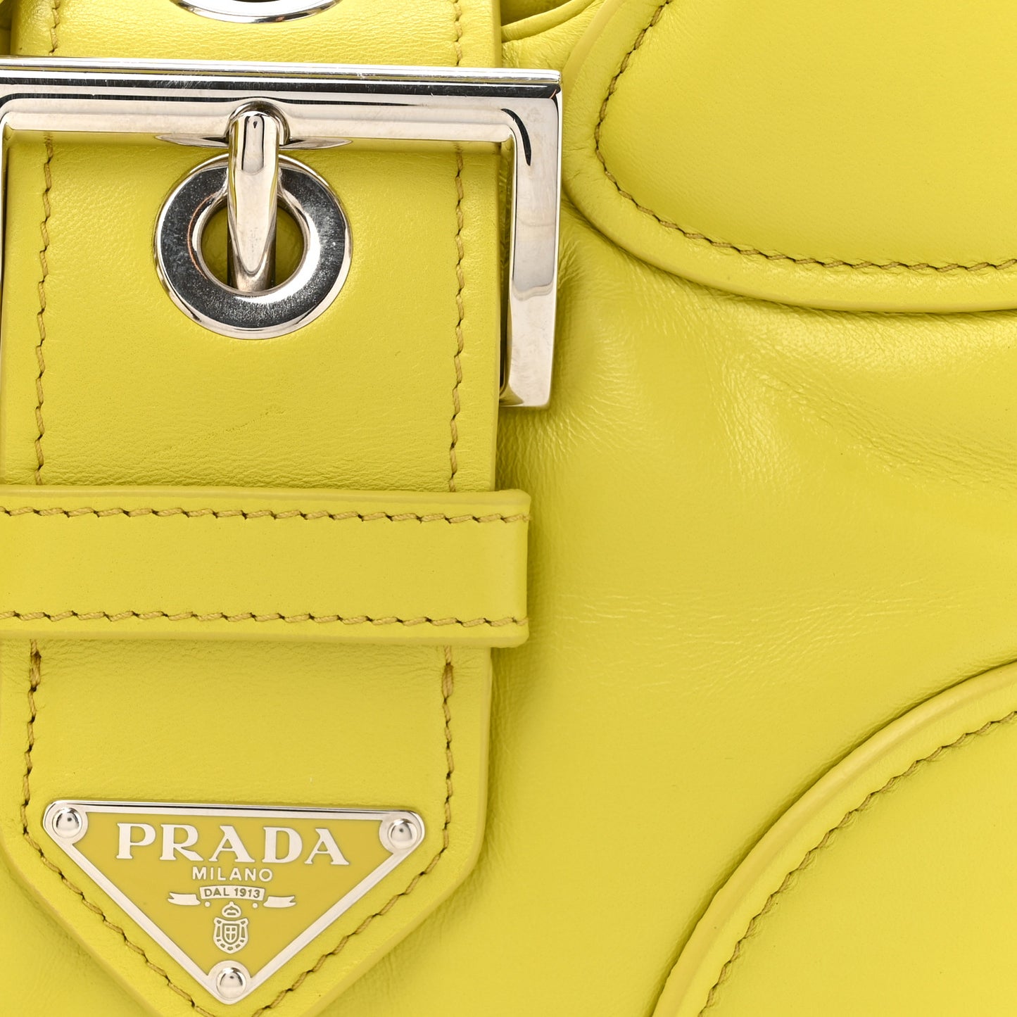 Nappa Soft Padded Re-Edition 2002 Moon Bag Cedro