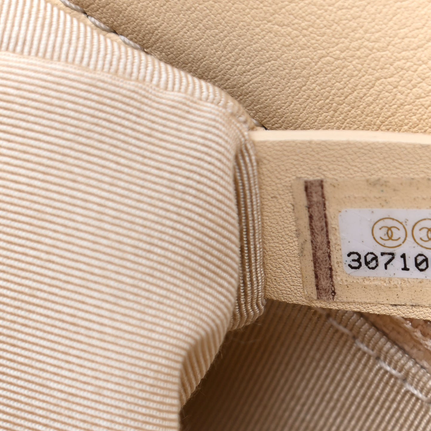 Sequin Quilted Medium Chanel 19 Flap Light Yellow