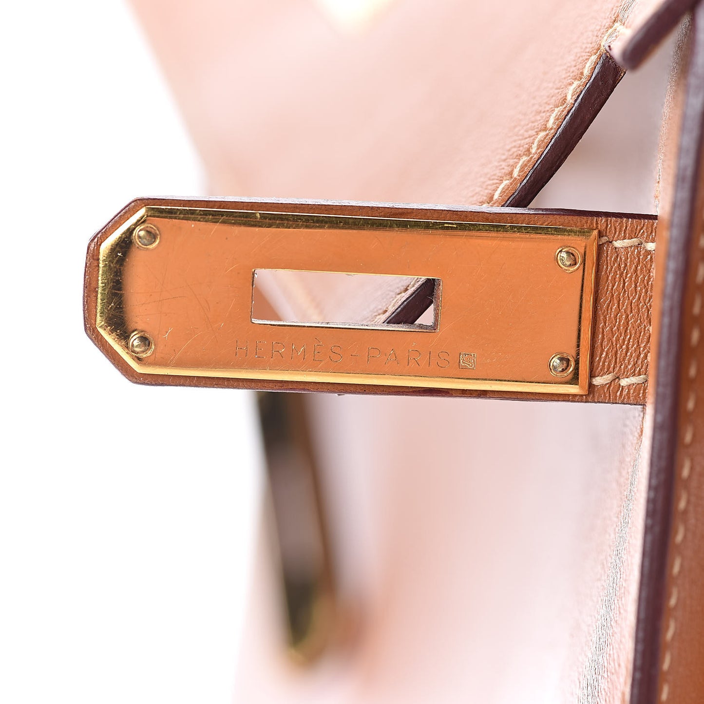 Chamonix Kelly Sellier 32 Gold