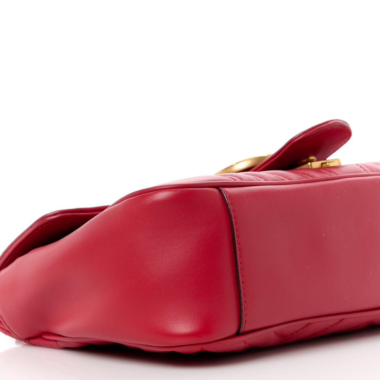 Calfskin Matelasse Small GG Marmont Shoulder Bag Hibiscus Red