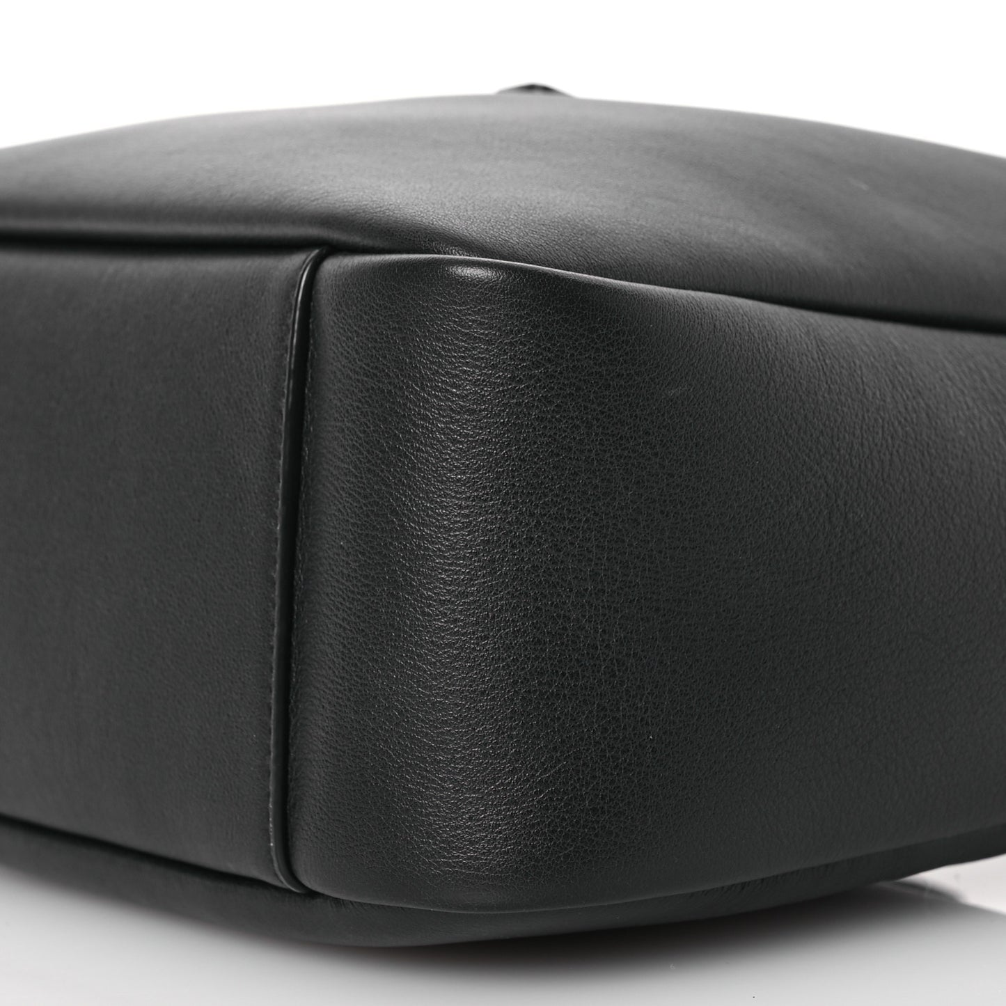 Smooth Calfskin Small Le 5 A 7 Soft Hobo Black