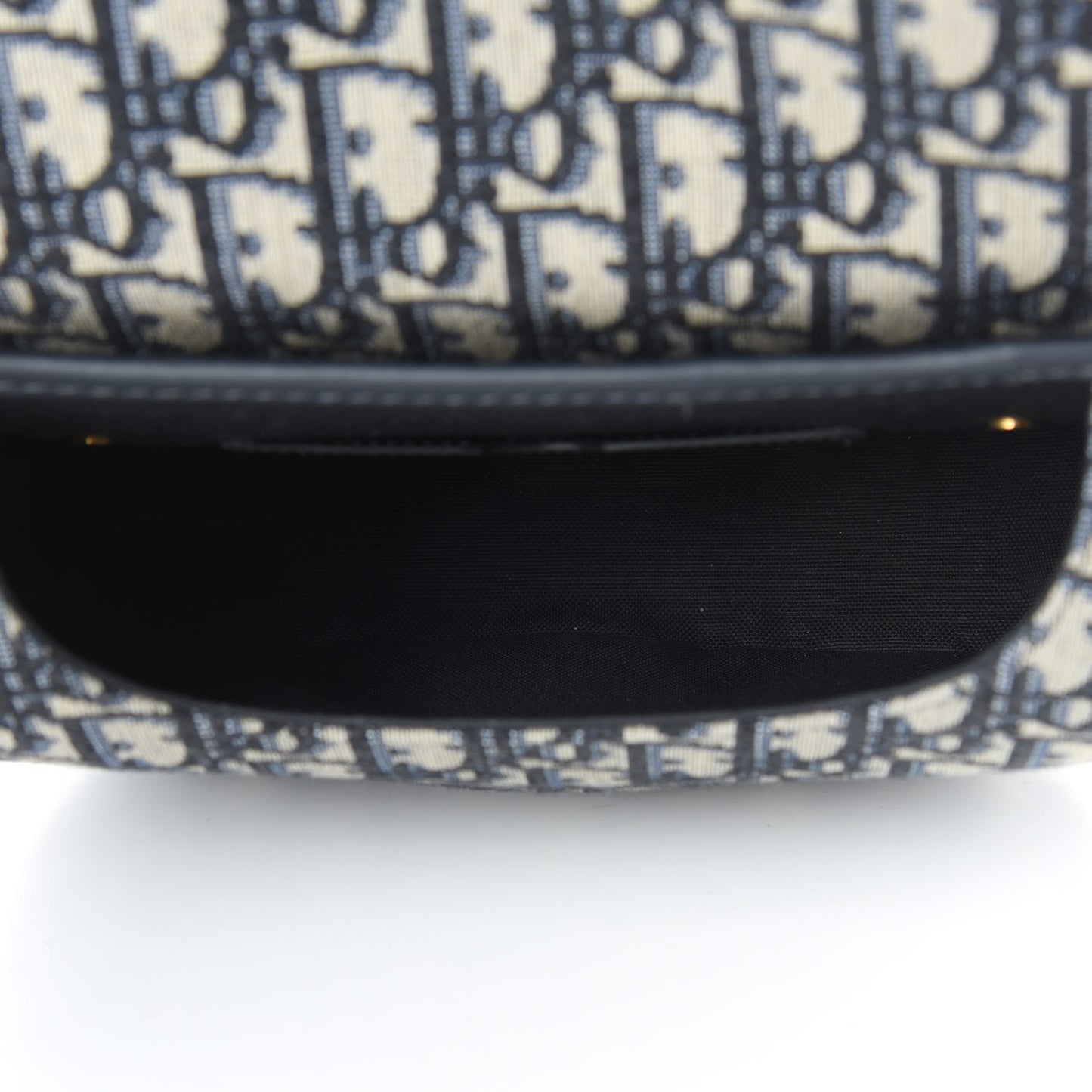 Oblique Medium Bobby Flap Blue