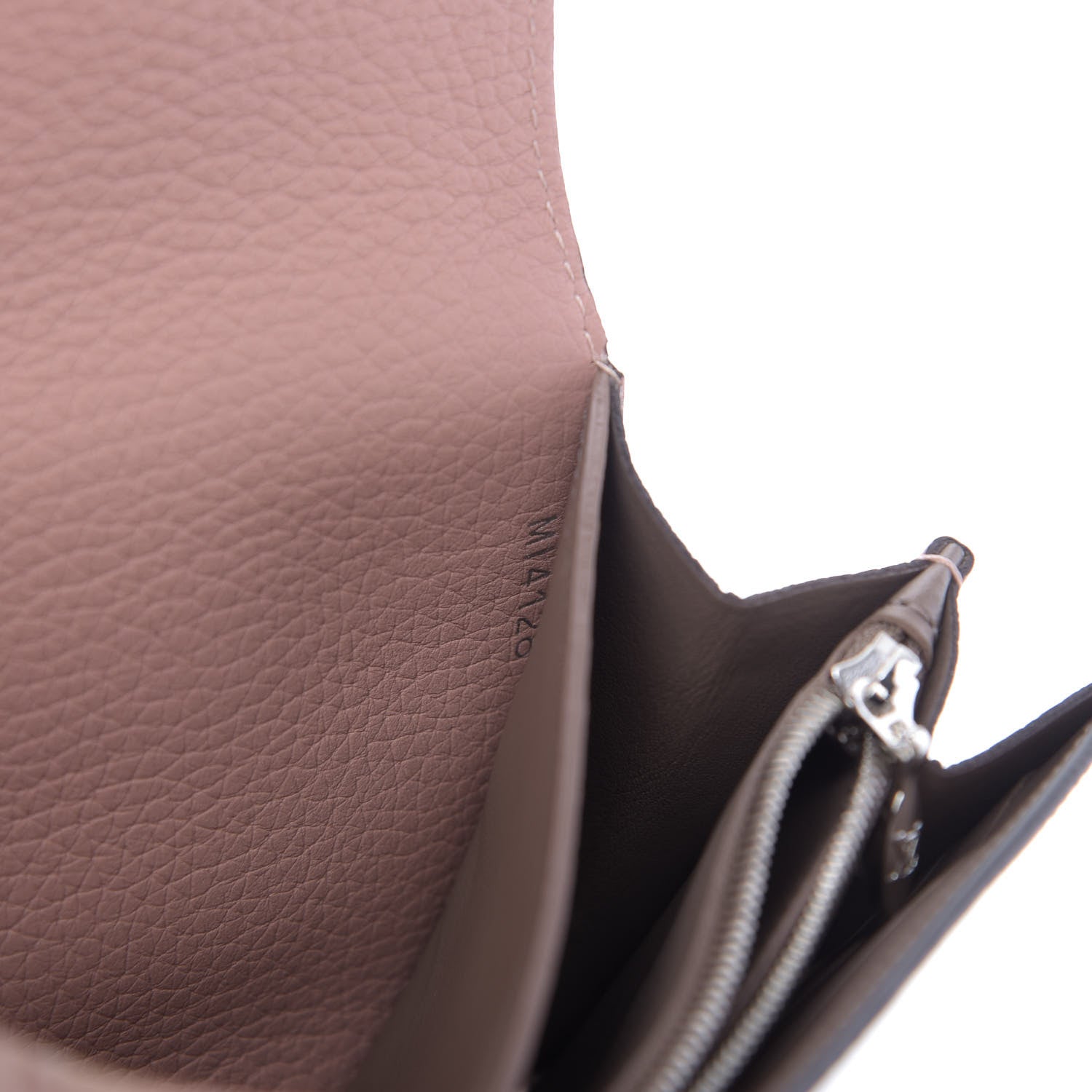 Louis Vuitton Taurillon Capucines Wallet Magnolia 9 of 9
