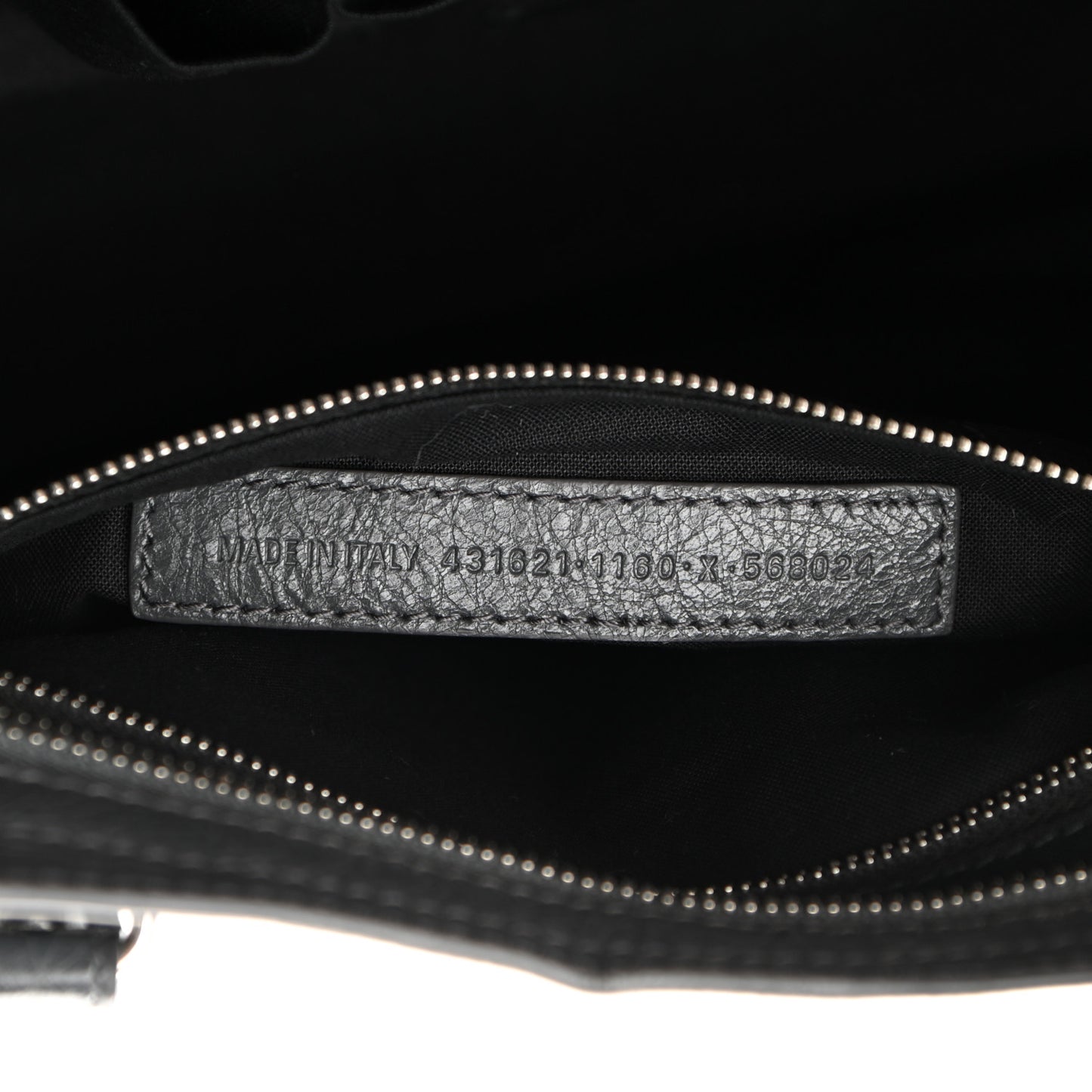 Agneau Classic Silver Hardware S City Logo Strap Gris Fossile White