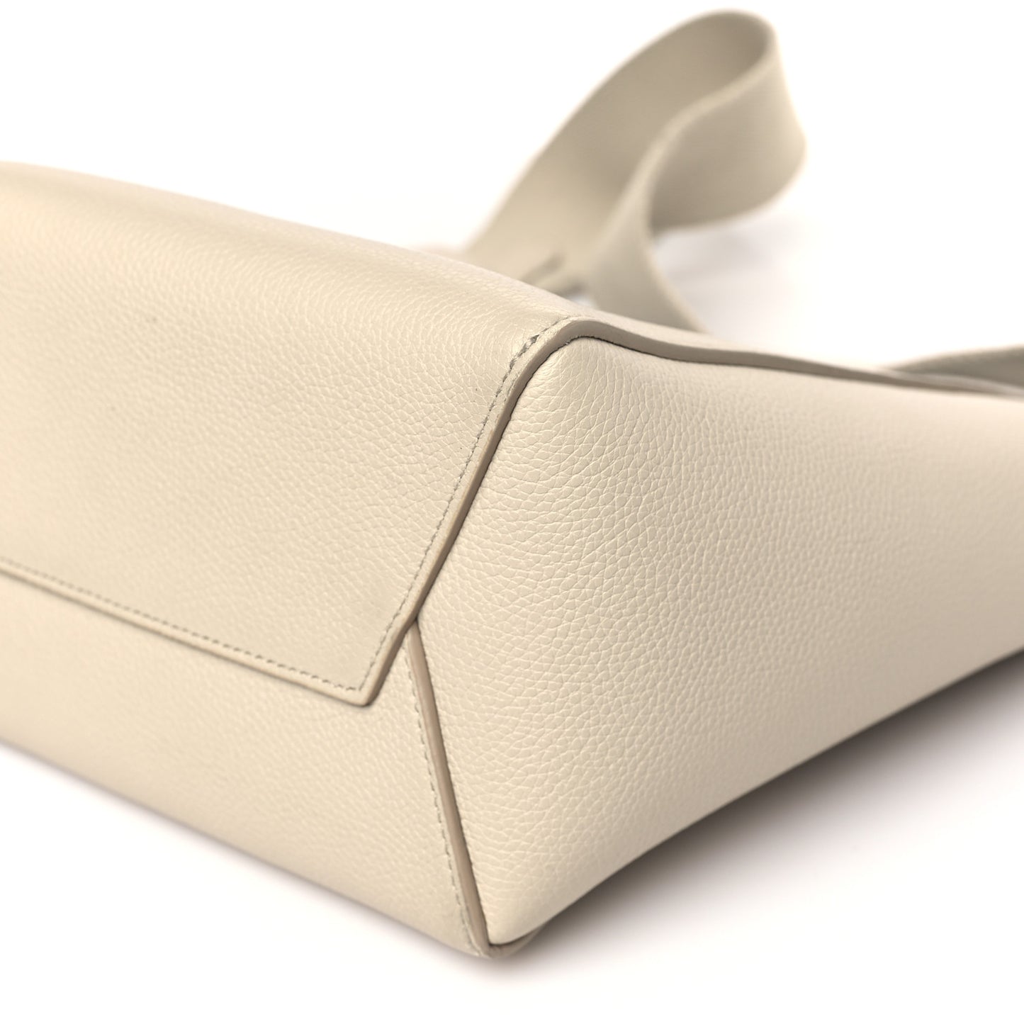 Soft Grained Calfskin Small Sangle Bucket Bag Light Taupe