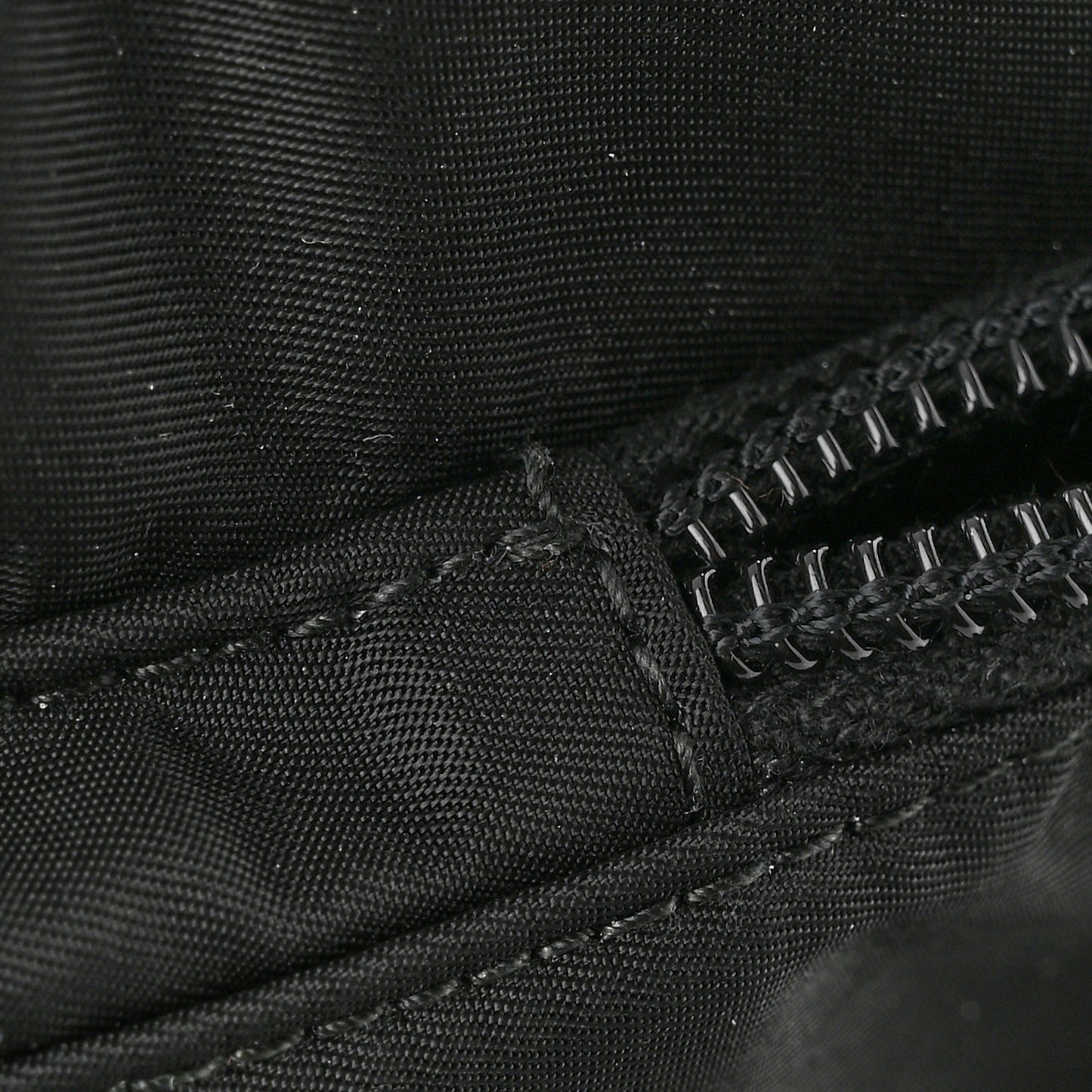 Re-Nylon Vela Saffiano Pocket Single Buckle Messenger Shoulder Bag Black