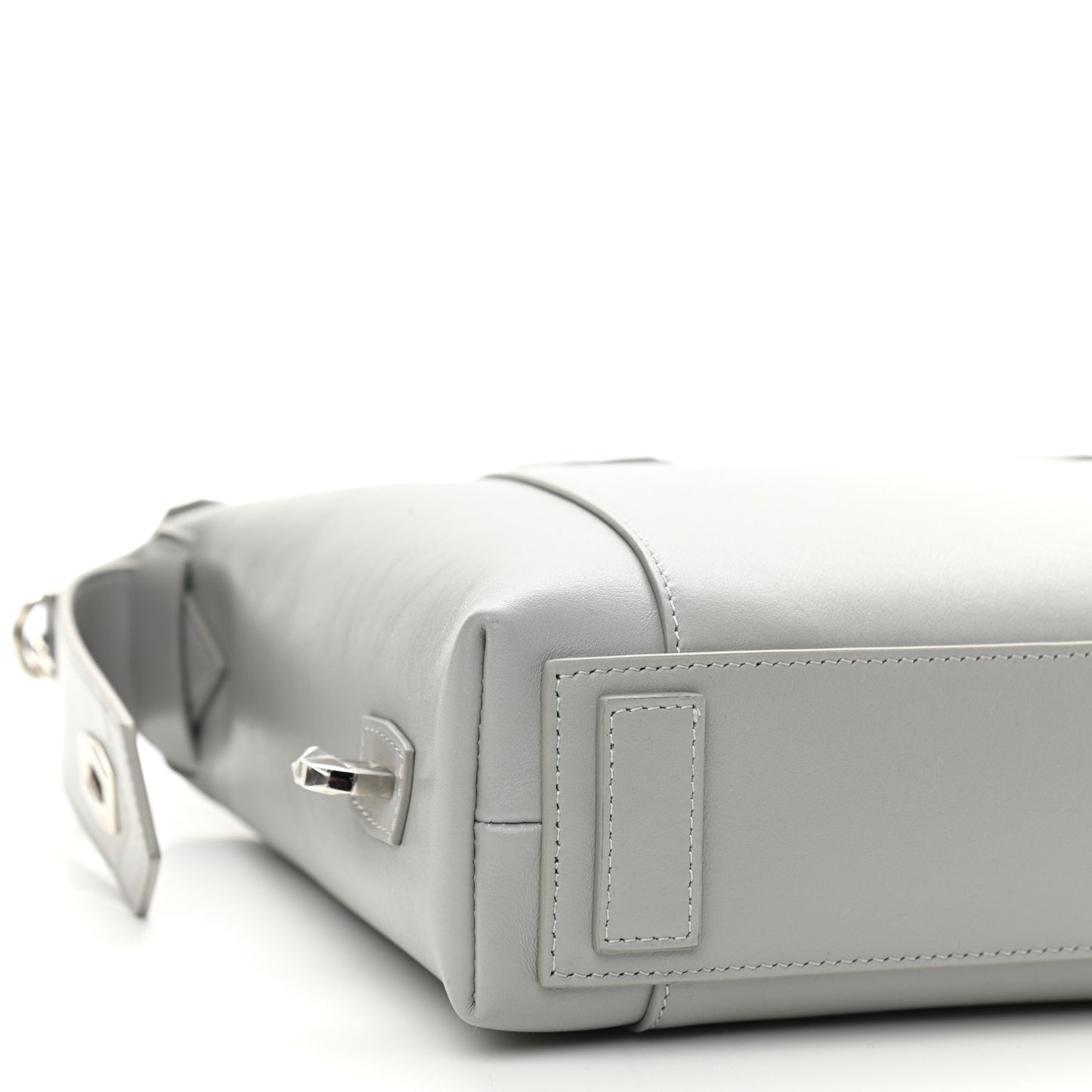 Calfskin Small Soft Antigona Pearl Grey