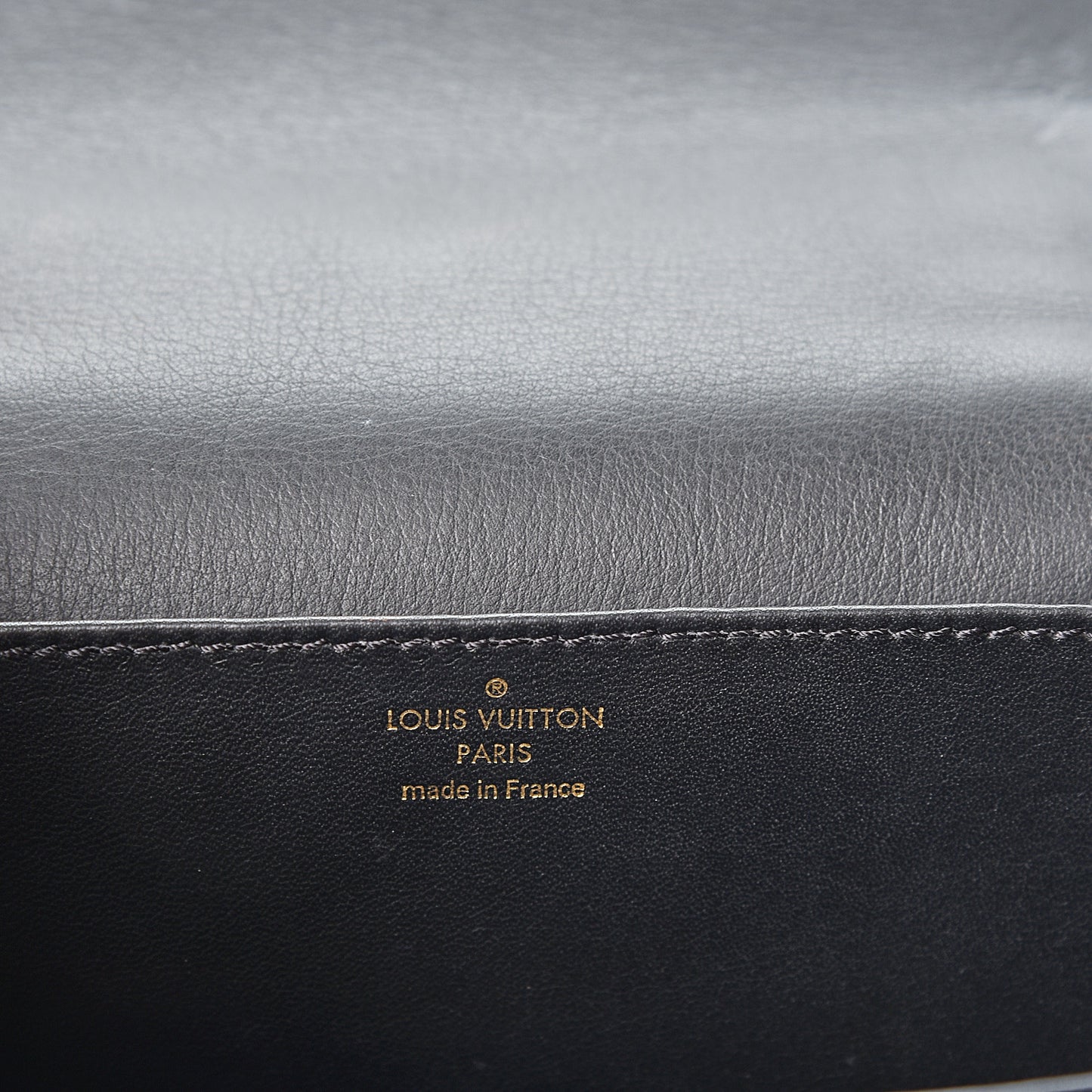 Grained Calfskin Vivienne NM Black