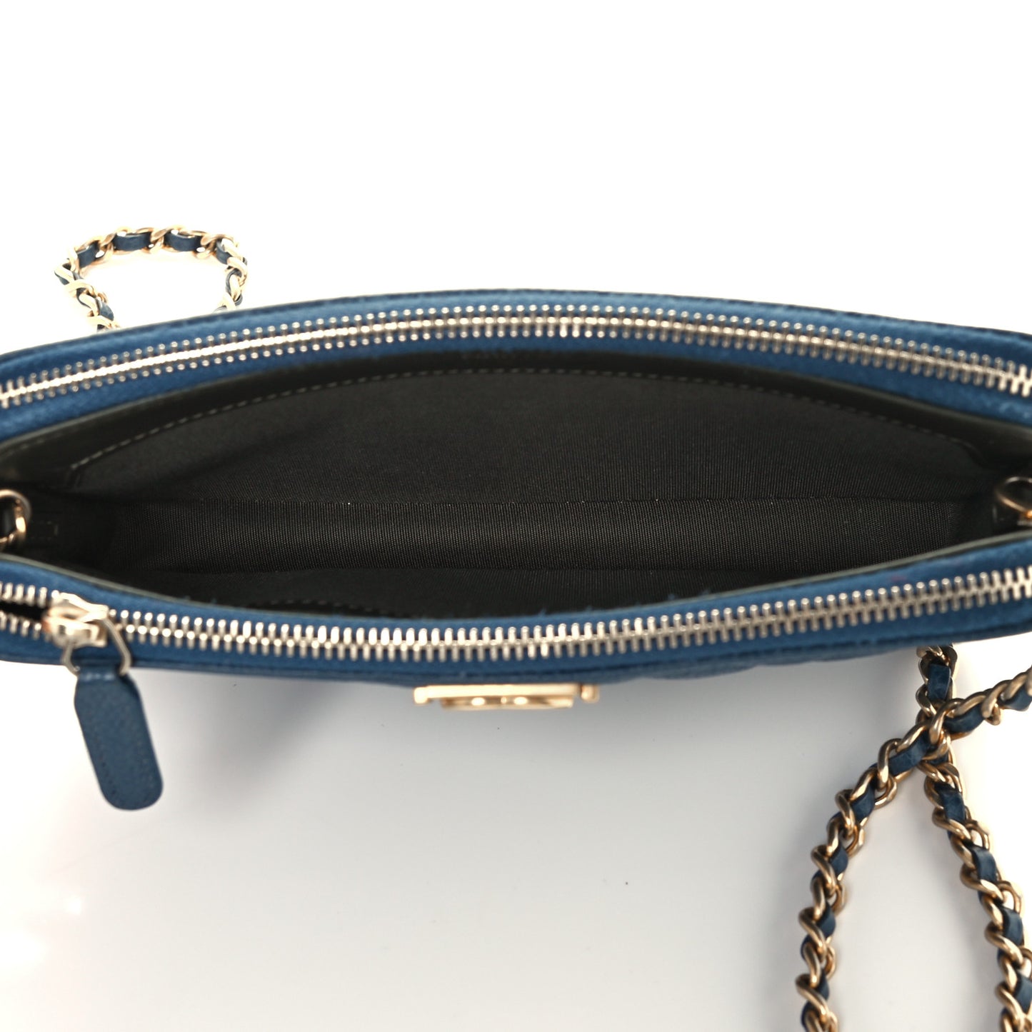 Caviar Quilted Small Boy Clutch With Chain Blue