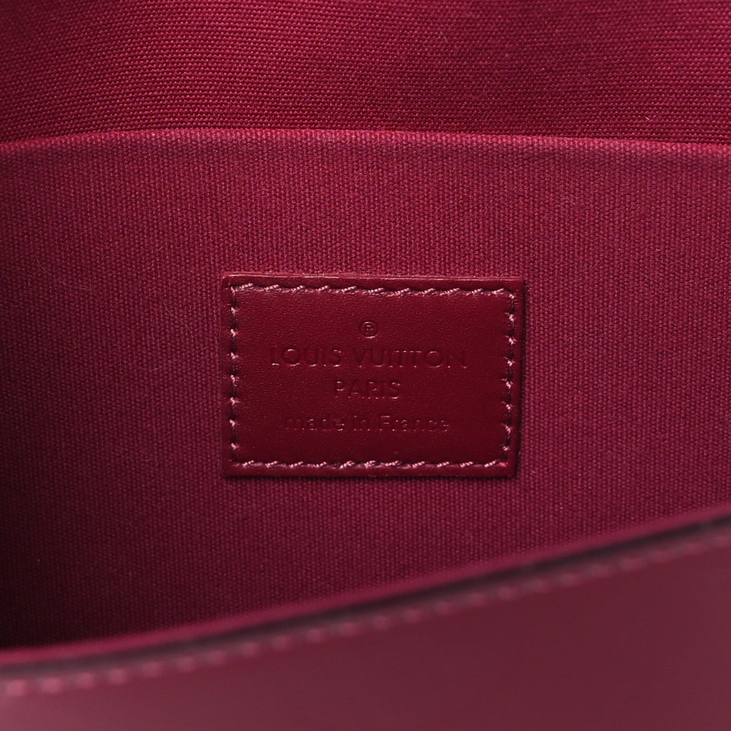 Vernis Felicie Chain Wallet Magenta