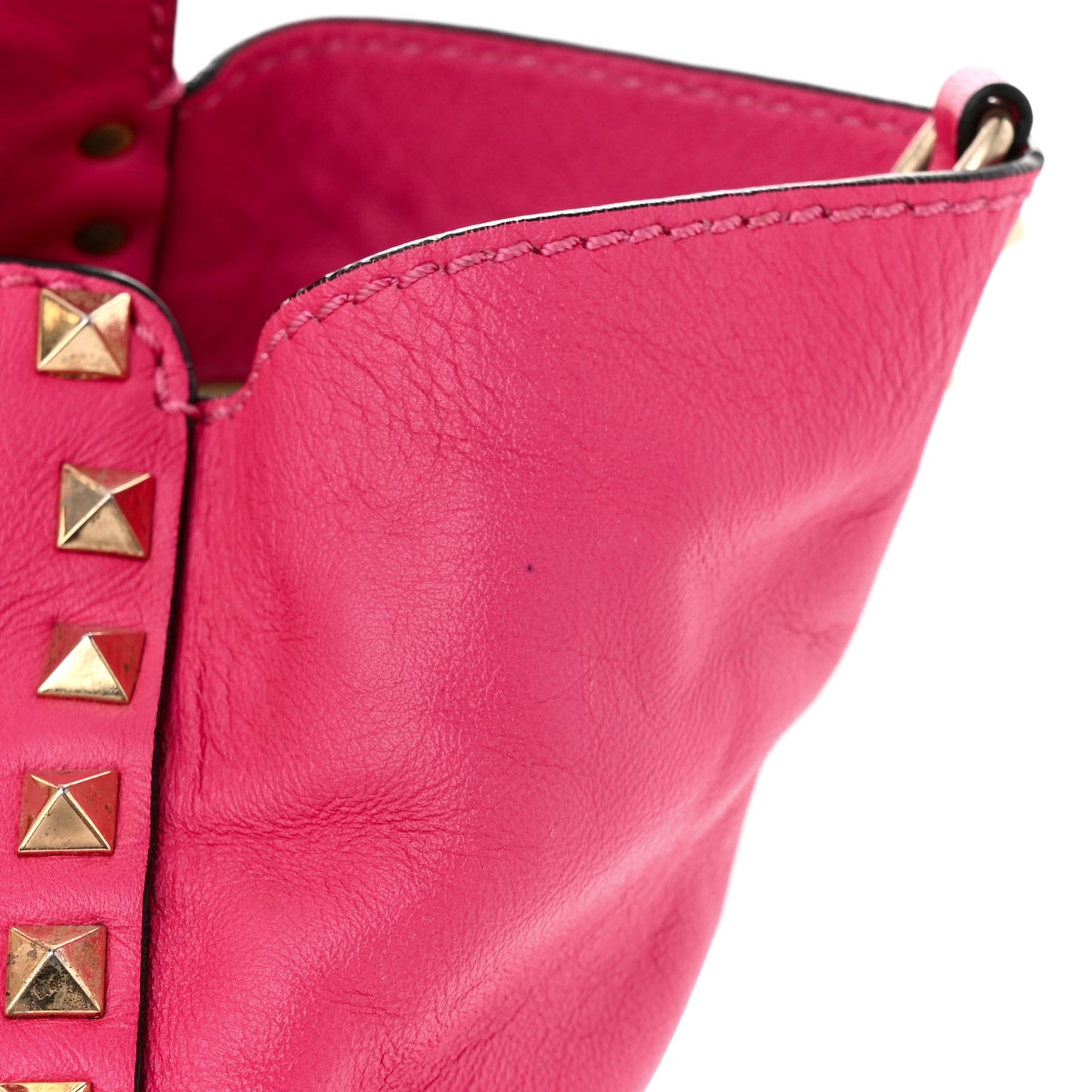 Vitello Medium Rockstud All Over Tote Pop Fuxia