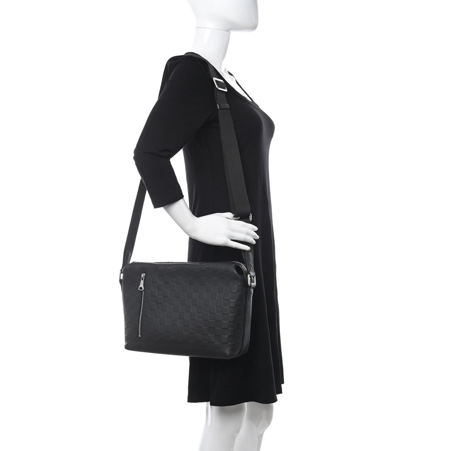 Damier Infini Messenger PM Onyx