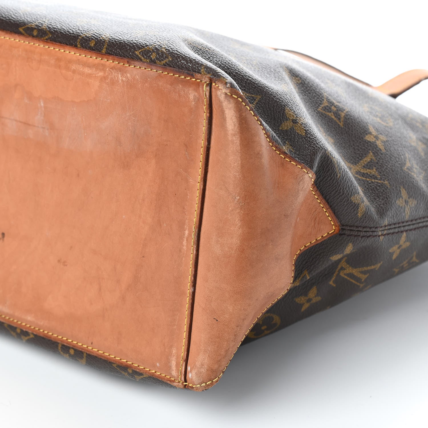 Louis Vuitton Monogram Cabas Mezzo 2 of 10