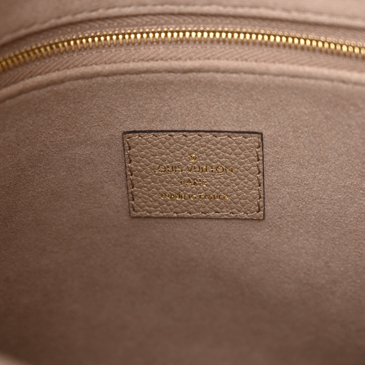 Louis Vuitton Empreinte Monogram Giant Onthego PM Tourterelle Creme 6 of 10