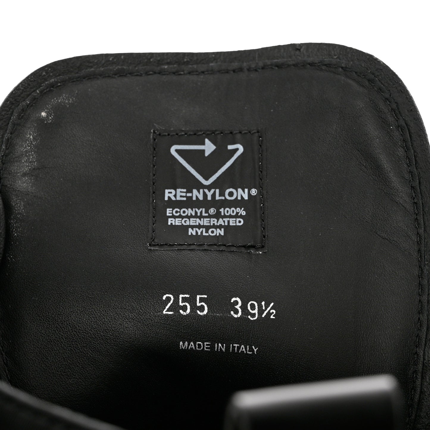 Spazzolato Rois Re-Nylon Metal Triangle Logo Monolith Pouch Pocket 55mm Boots 39.5 Black