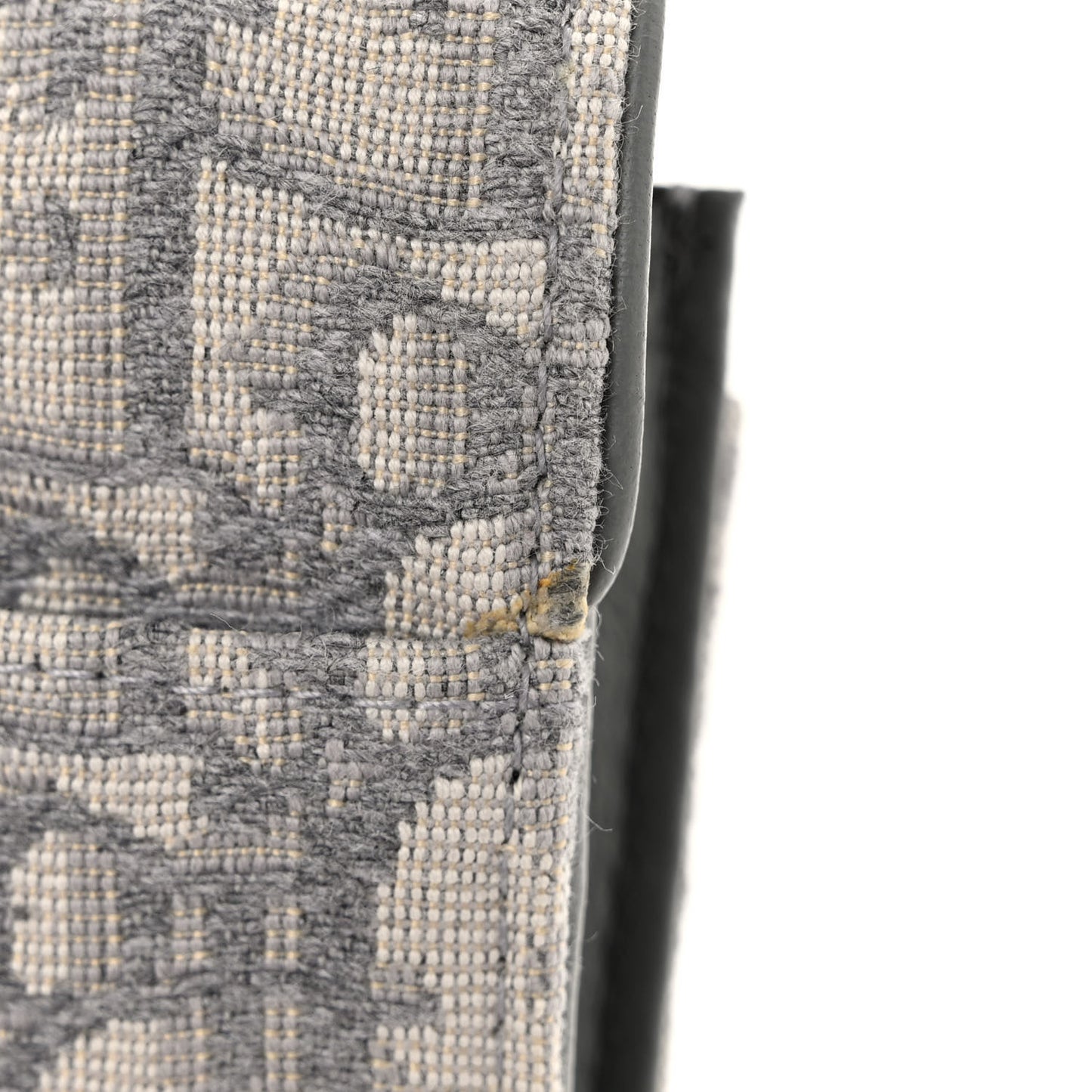 Oblique Saddle Chain Long Wallet Grey