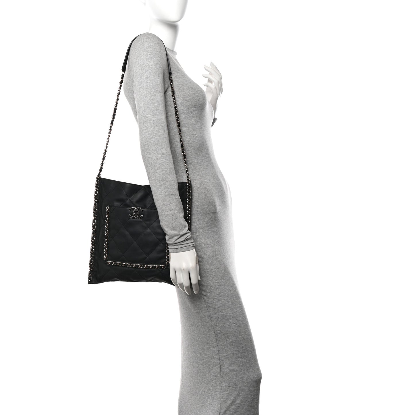 Calfskin Quilted Chain Flat Tote Black