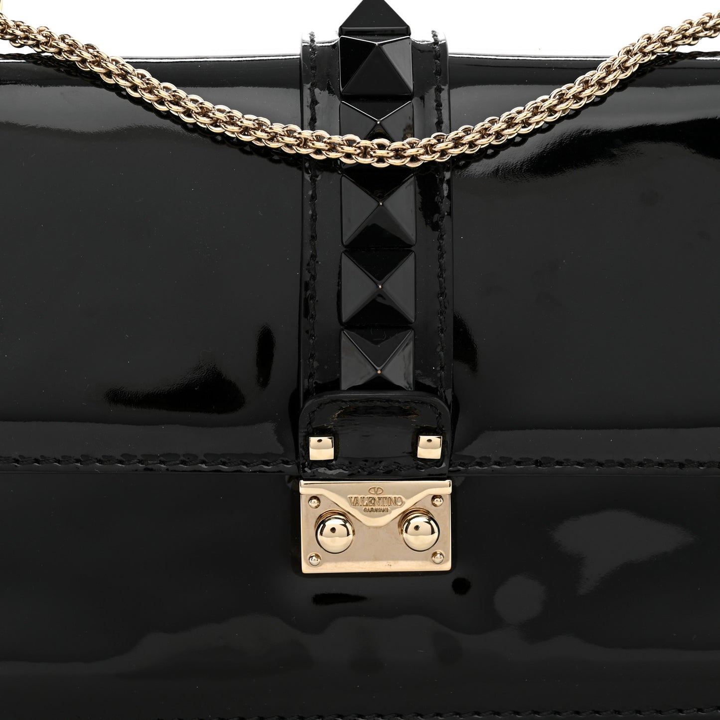 Patent Monochrome Medium Glam Lock Rockstud Flap Black