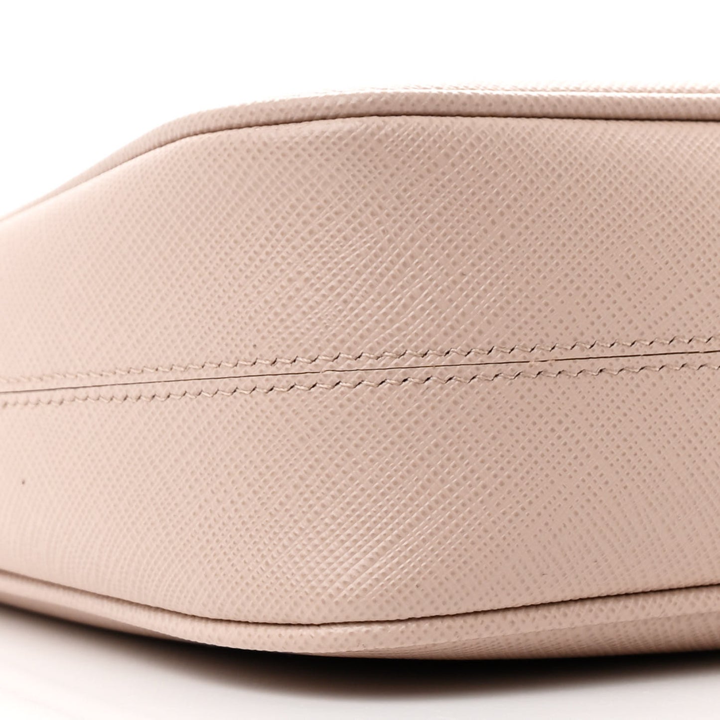 Saffiano Re-Edition 2005 Shoulder Bag Cammeo Beige