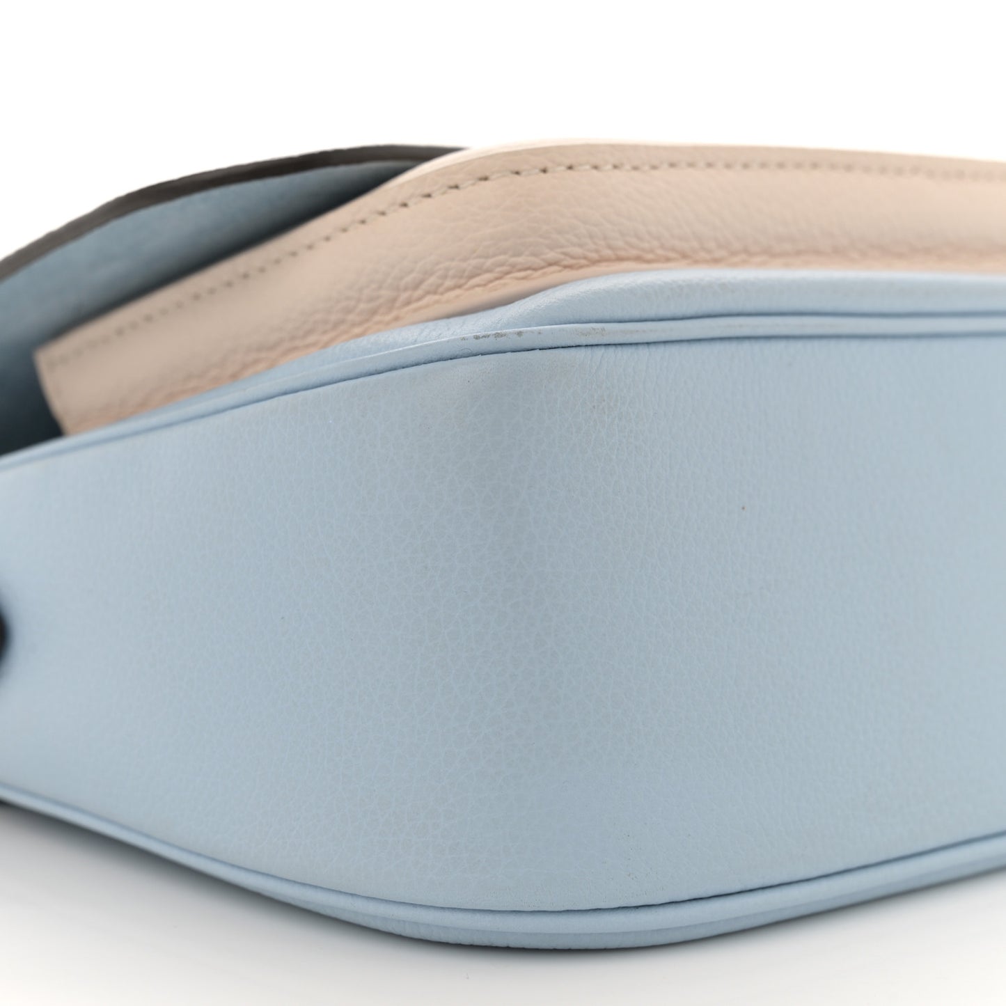 Grained Calfskin Lockme Tender Bleu Nuage