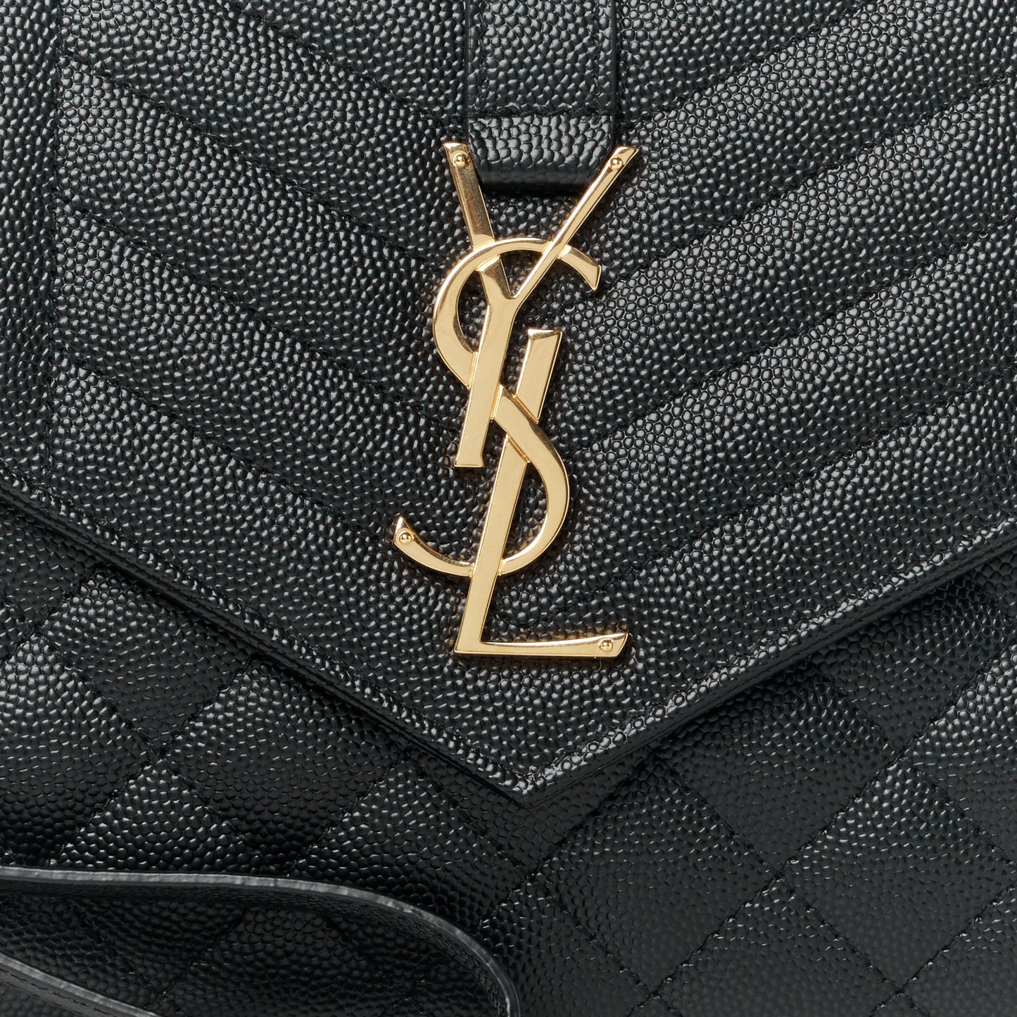 Grain De Poudre Textured Mixed Matelasse Triquilt Monogram Clutch Black