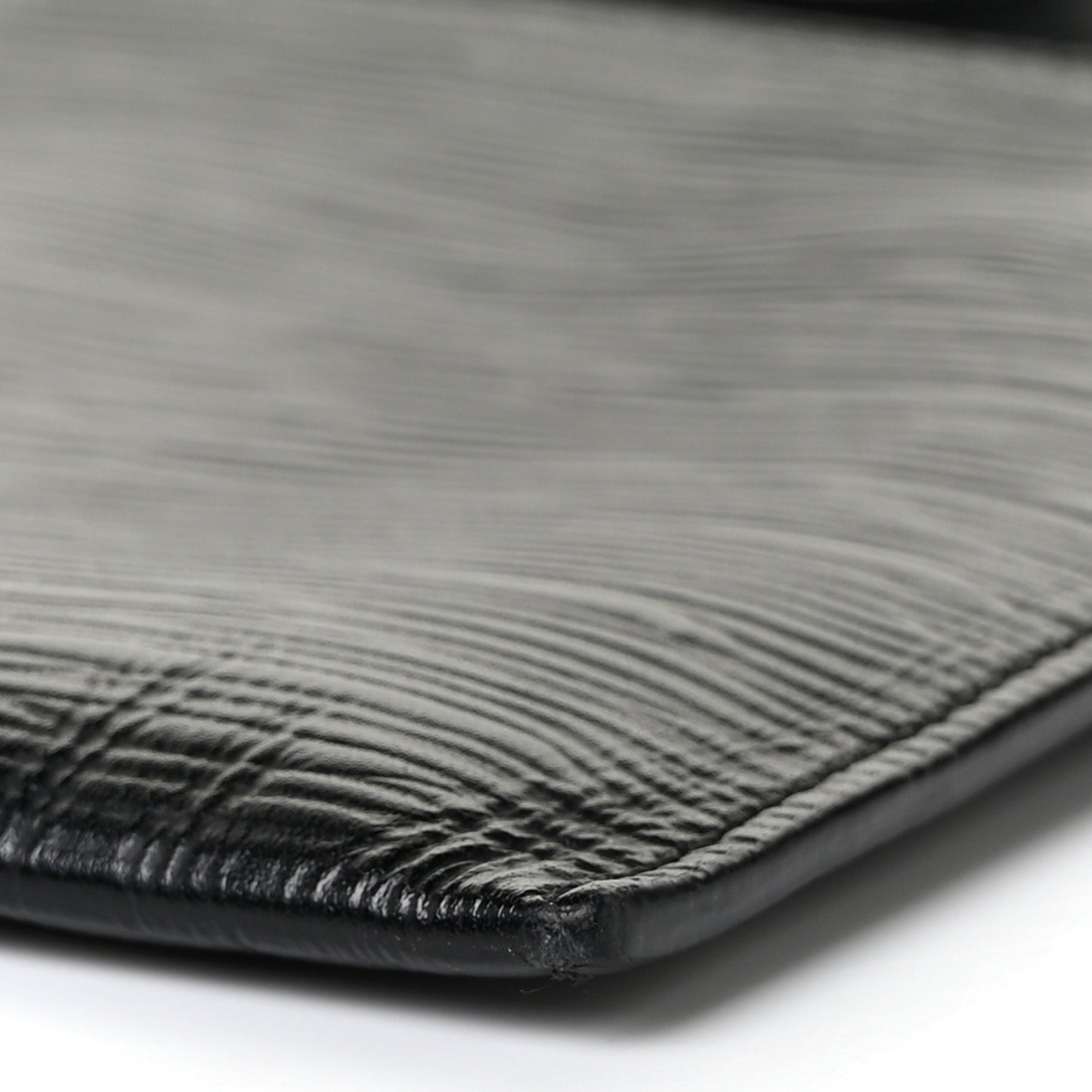 Calfskin Medusa Head Pochette Black