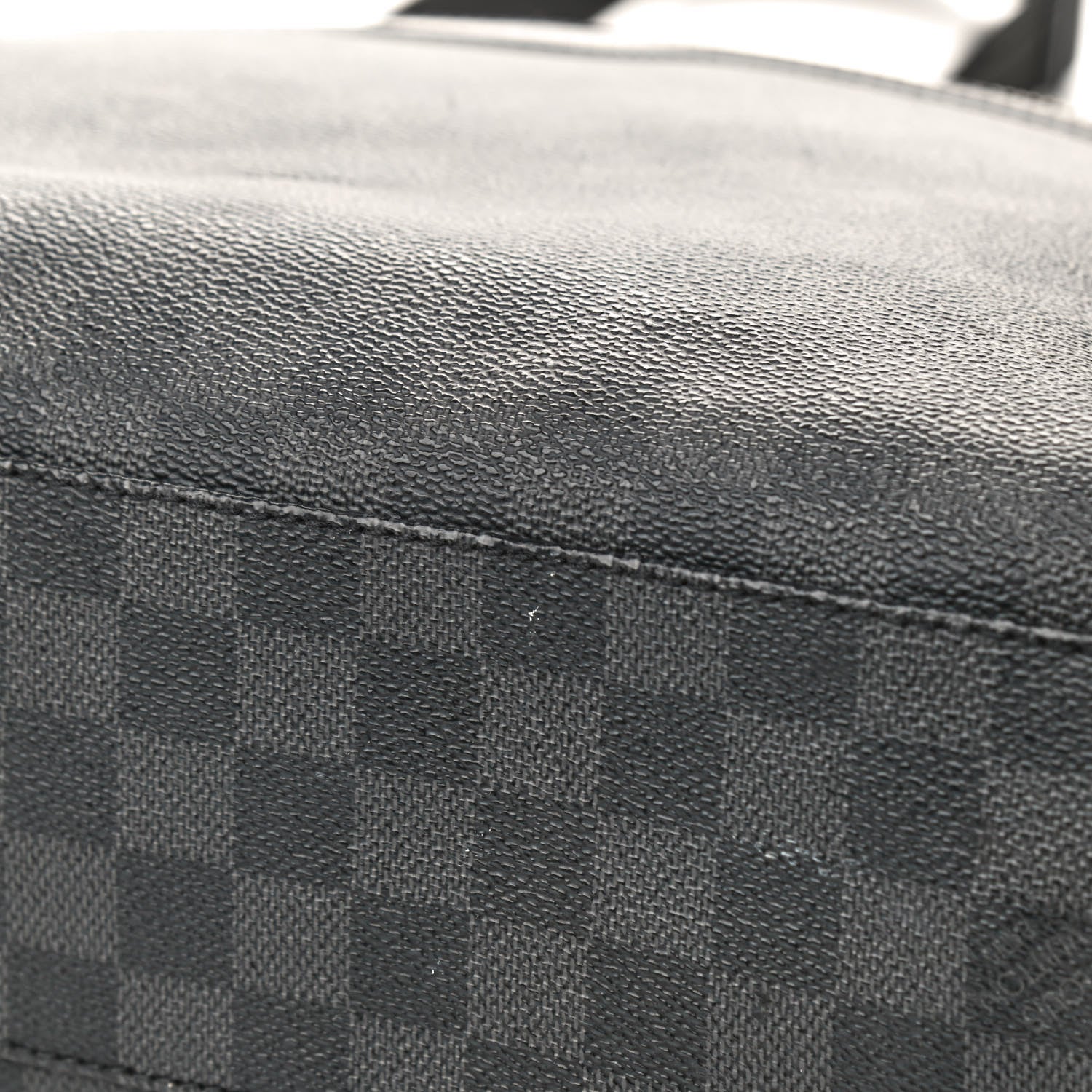 Louis Vuitton Damier Graphite Mick GM 9 of 12