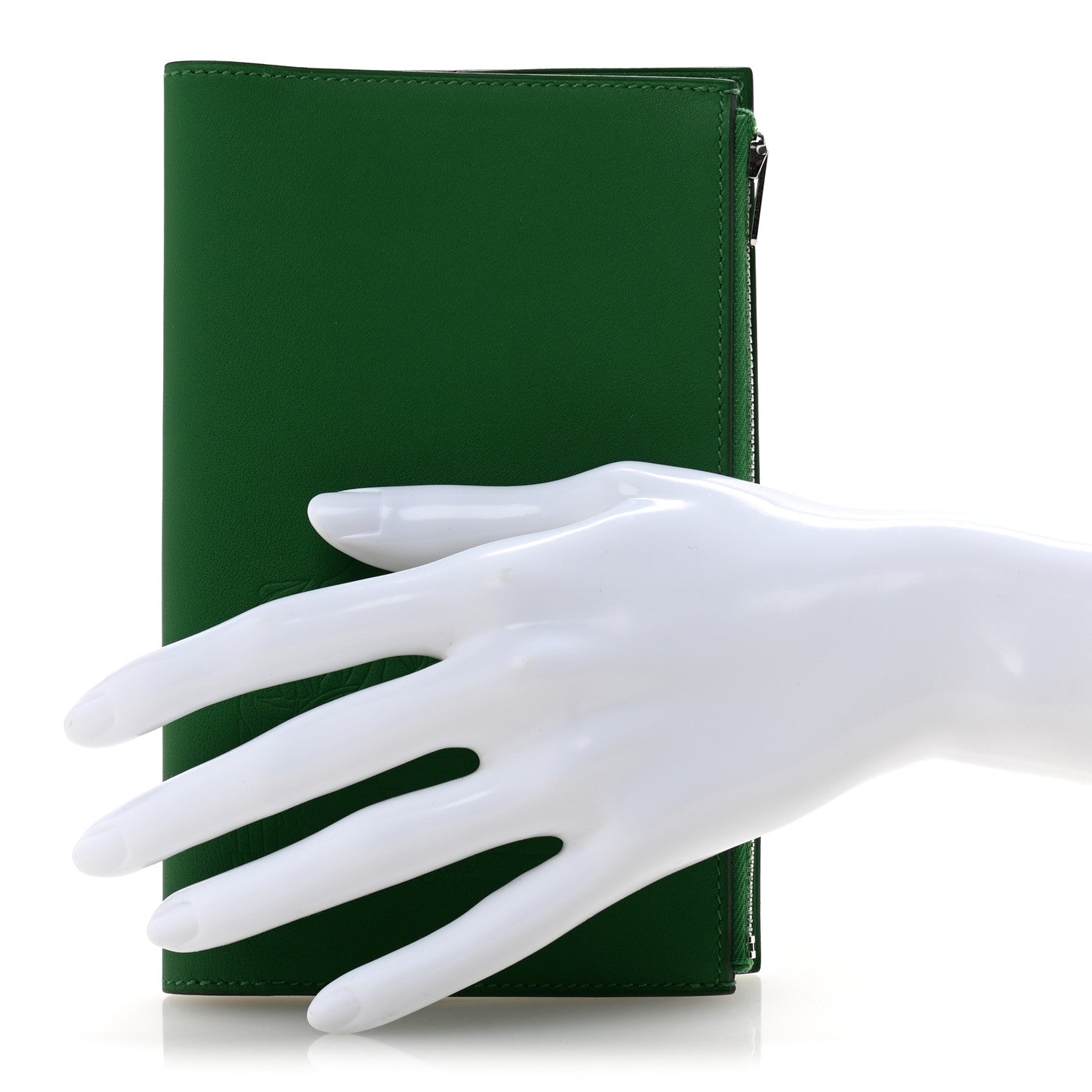Hermes Swift Eazip Act III Scene 1 PM Book Cover Vert Vertigo 2 of 7