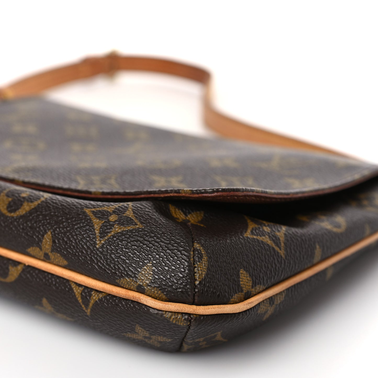 Monogram Musette Tango