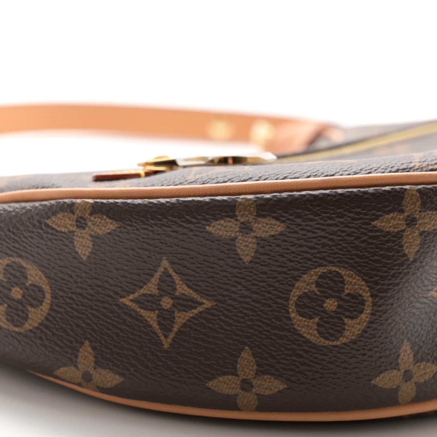 Monogram Loop