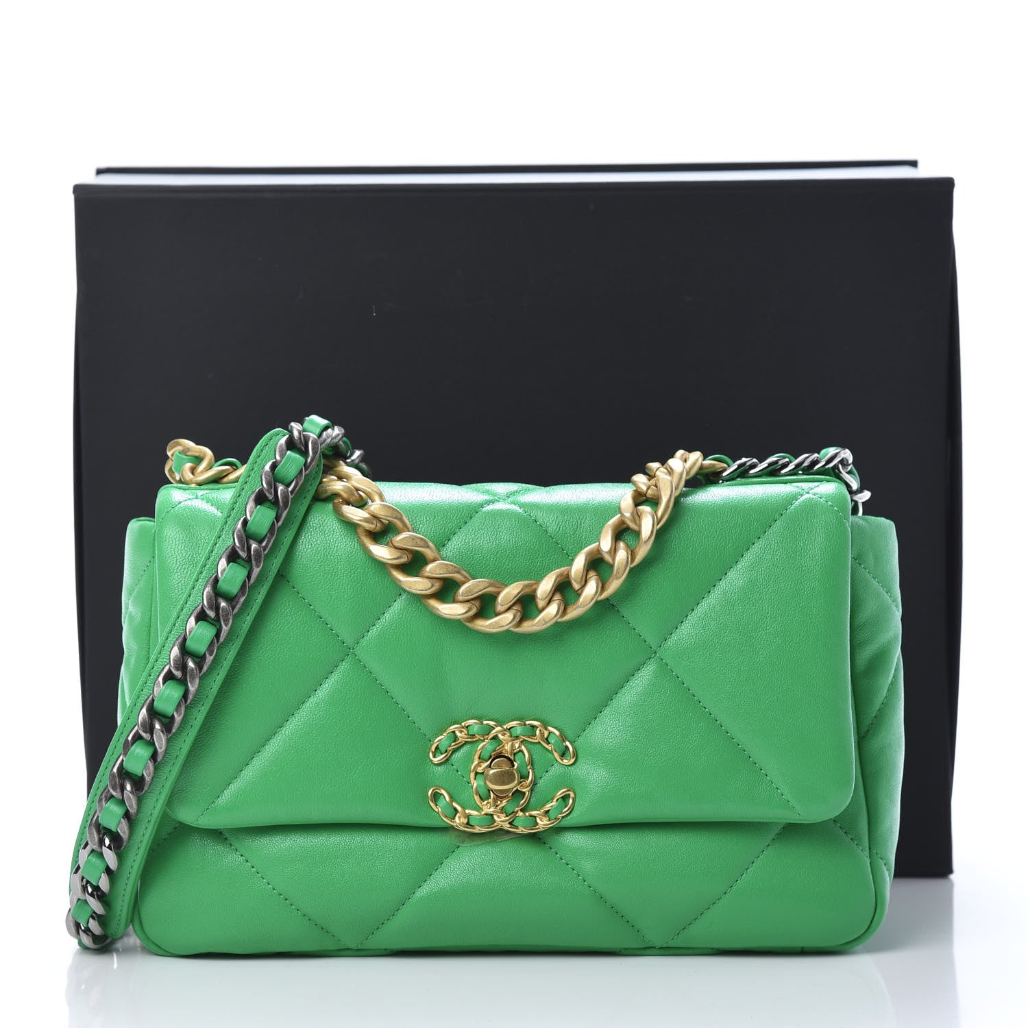 Chanel Lambskin Quilted Medium 19 Flap Green 11 of 11