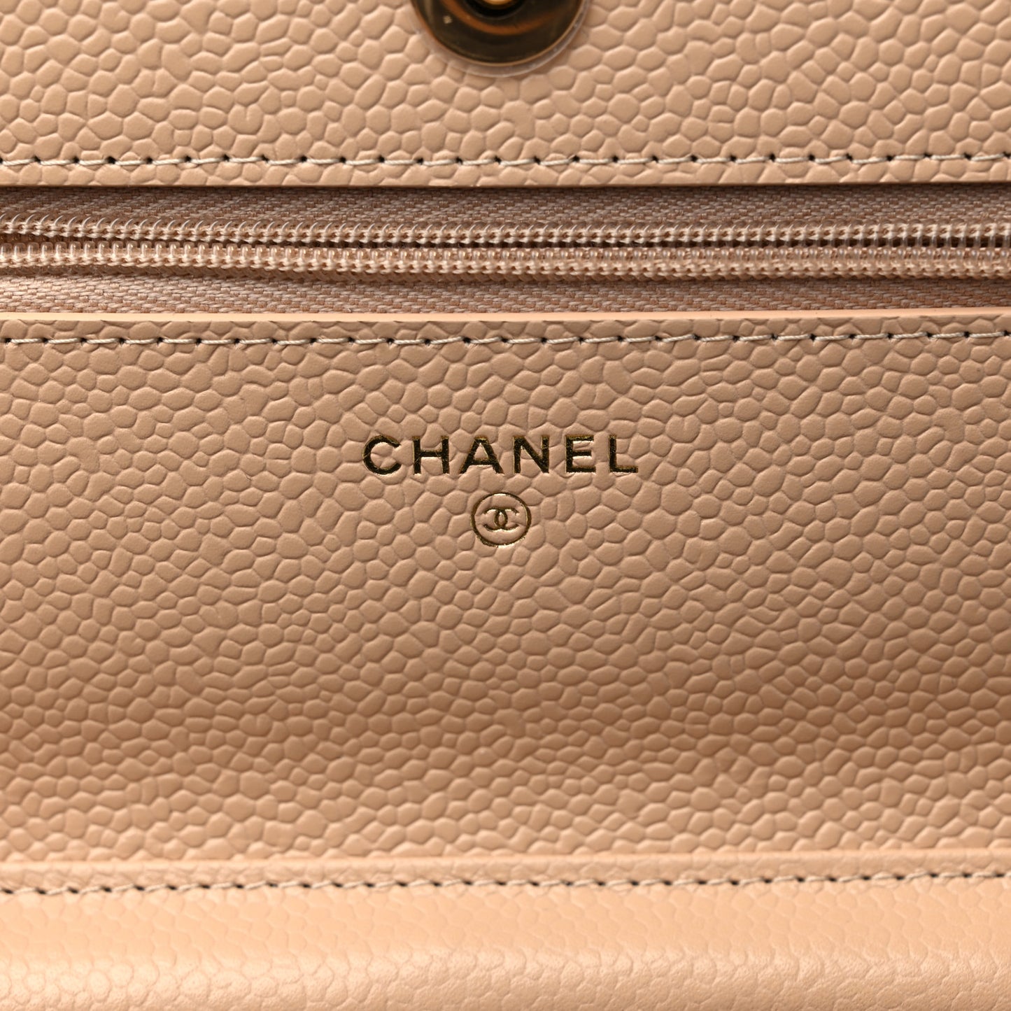 Caviar Quilted Wallet On Chain WOC Beige