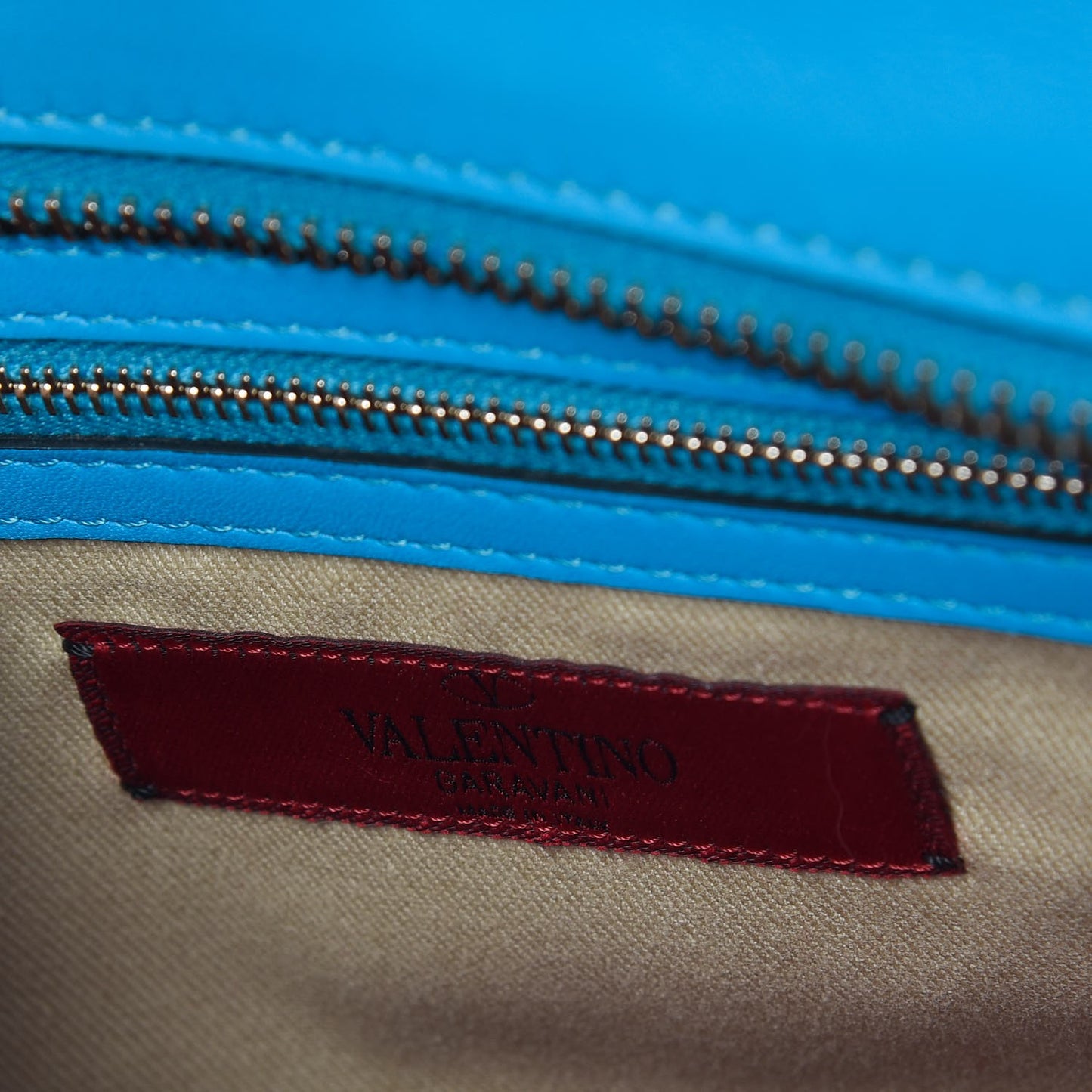 Vitello Rockstud Double Handle Tote Parrot